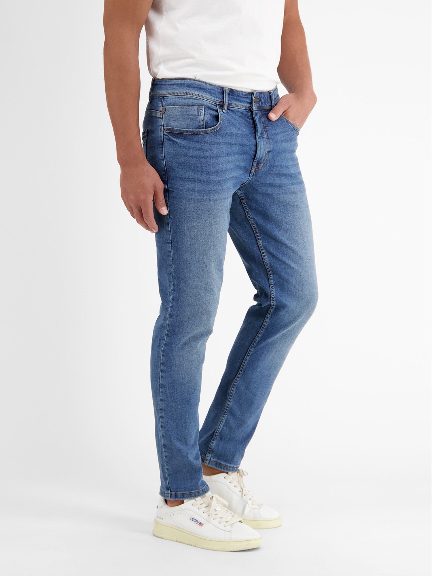 LERROS Relaxhose Baxter Relaxed Fit Jeans – Bequemer Stretch 5-Pocket Denim Bequeme Stretch-Jeans - pflegeleicht, ideal für Alltag & Freizeit