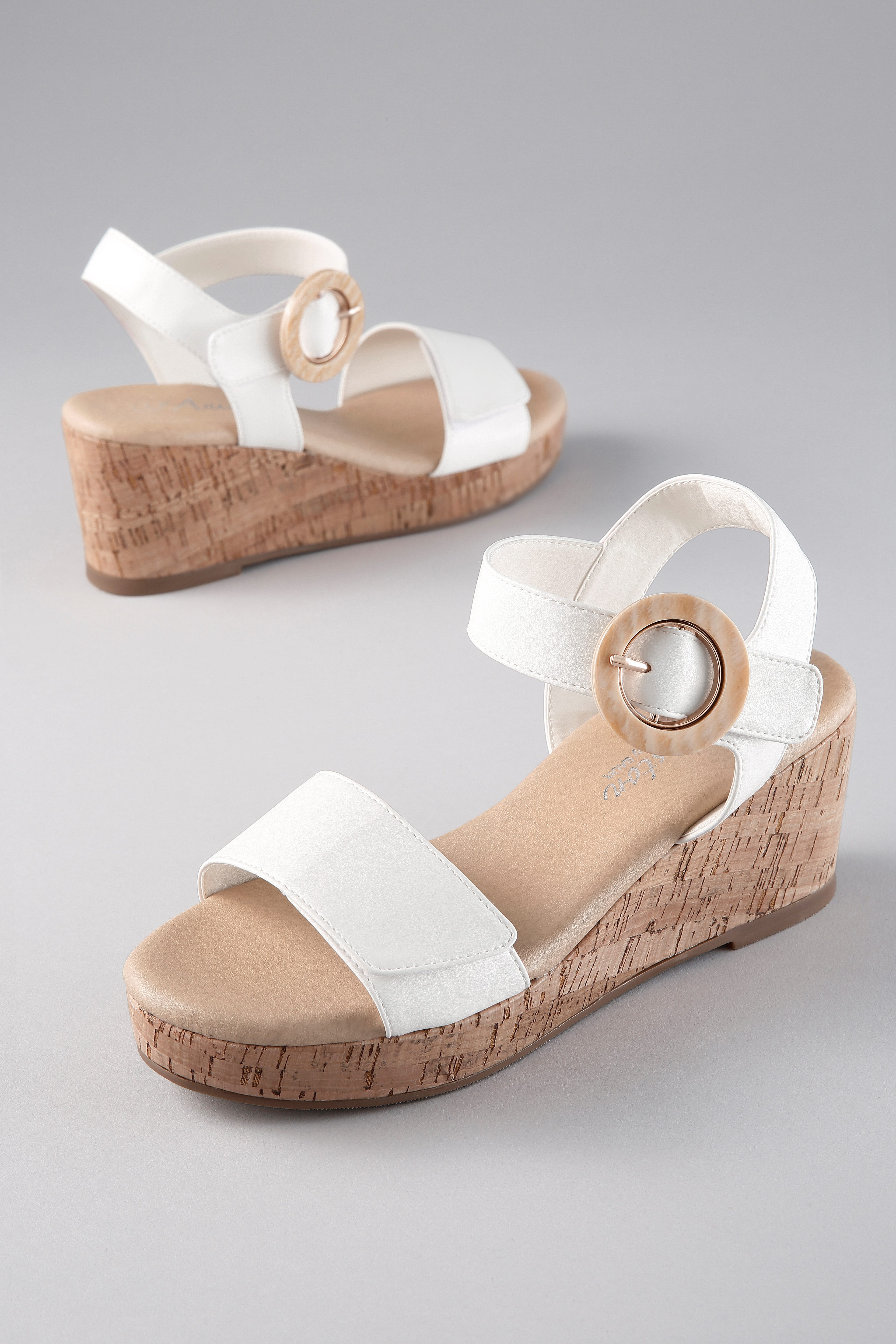 Aniston SHOES Plateausandale Sommerschuh, Sandalette - NEUE KOLLEKTION
