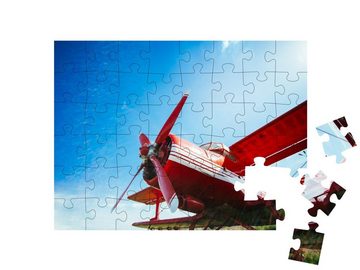 puzzleYOU Puzzle Rotes Retro-Flugzeug, 48 Puzzleteile, puzzleYOU-Kollektionen Flugzeuge