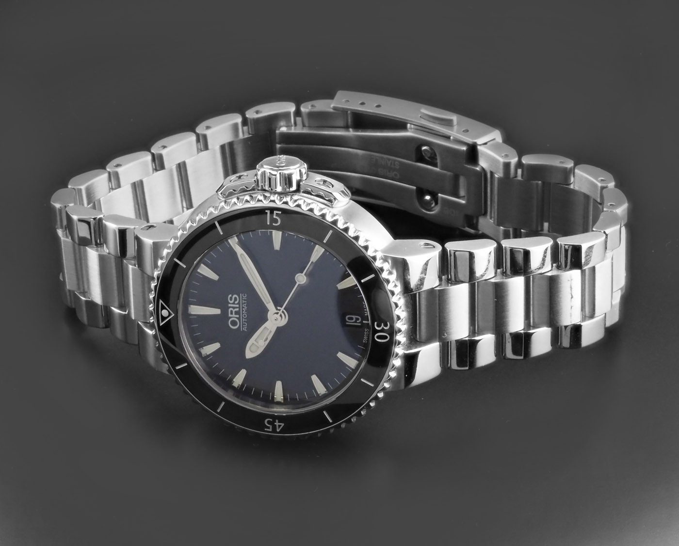 Oris Schweizer Uhr Damen Uhr Automatik 01 733 7652 4154 -07 818 0 1P 36 mm Ø Aquis Date Aquis Date, Keramik Lünette