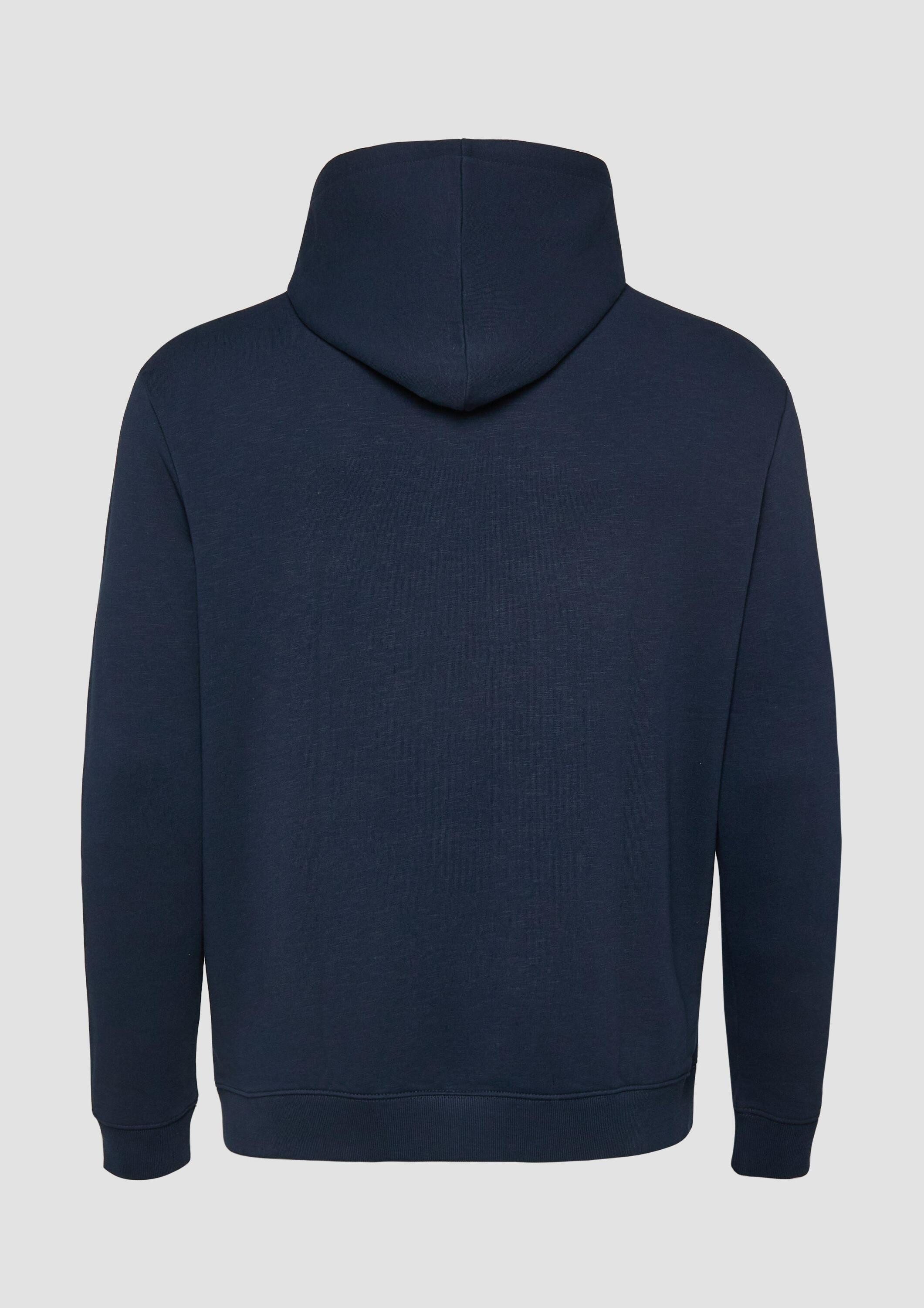 s.Oliver Sweatshirt Sweatshirt Jacke Kapuzen-Sweatshirt im Modern Fit mit College-Artwork