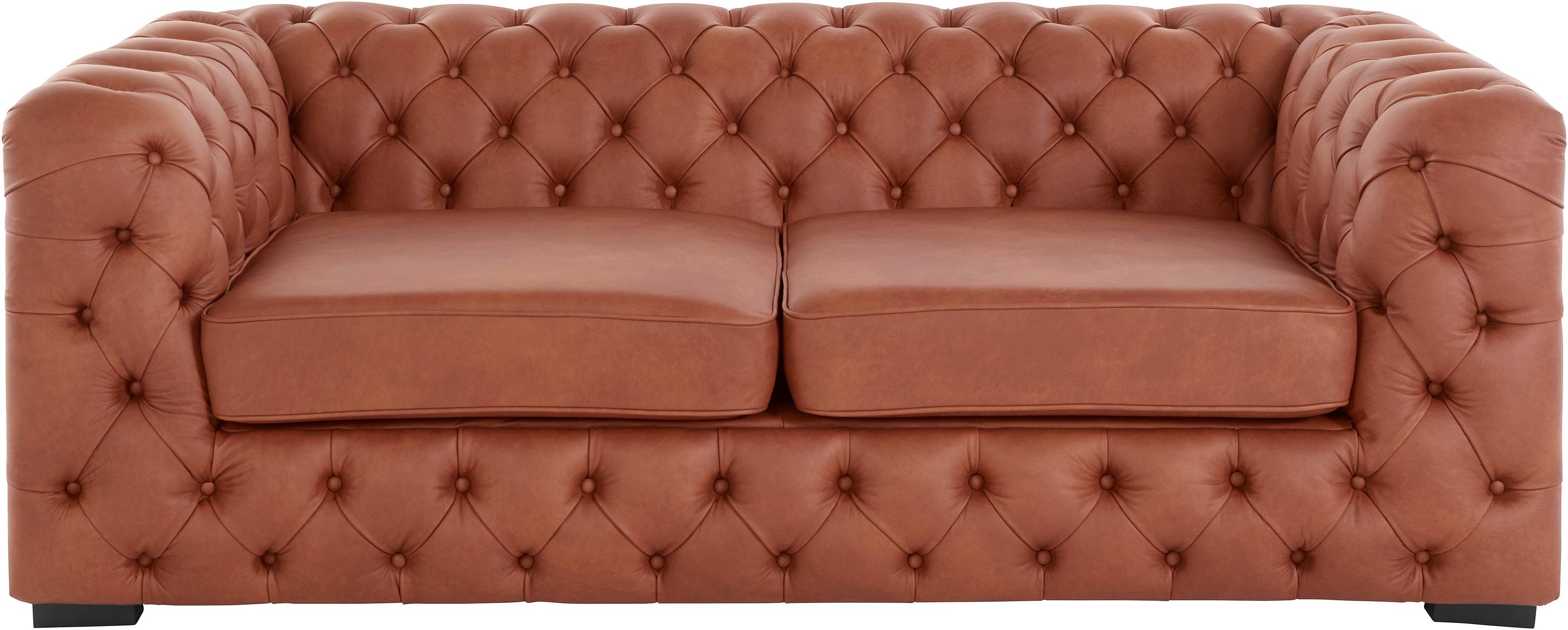 Guido Maria Kretschmer Home&Living Chesterfield-Sofa Kalina, mit klassischer Chesterfield-Knopfheftung