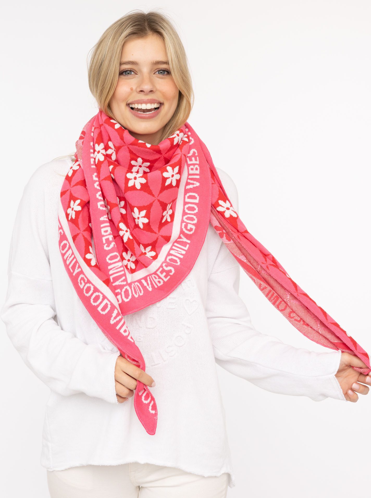 Zwillingsherz Dreieckstuch "Luxury Vibes", Feinstrick, Blumenmotiv, Stateme günstig online kaufen