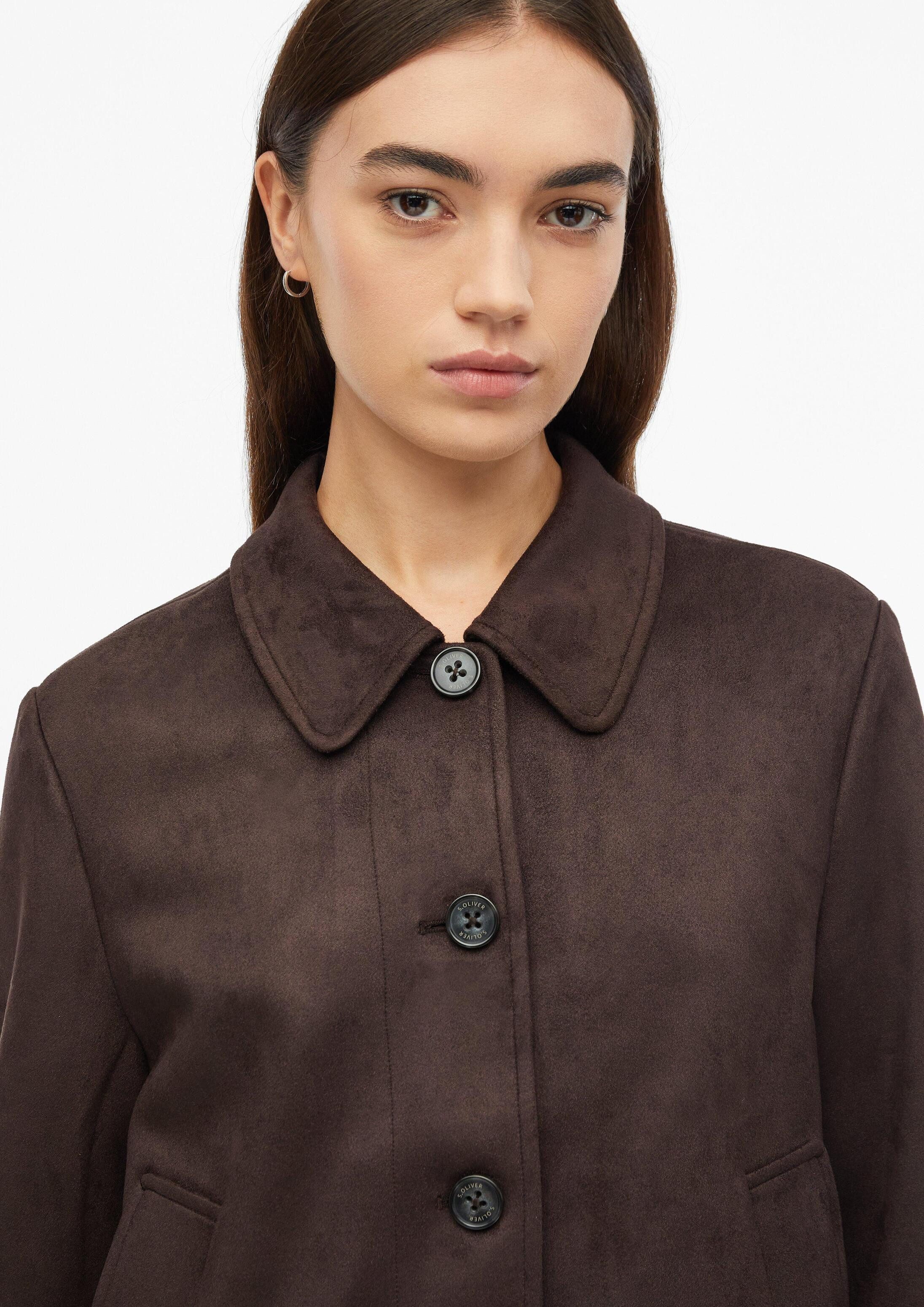 s.Oliver Funktionsjacke Indoor-Jacke Jacke in Veloursleder-Optik mit Hemdkragen – Bild 4 von 5