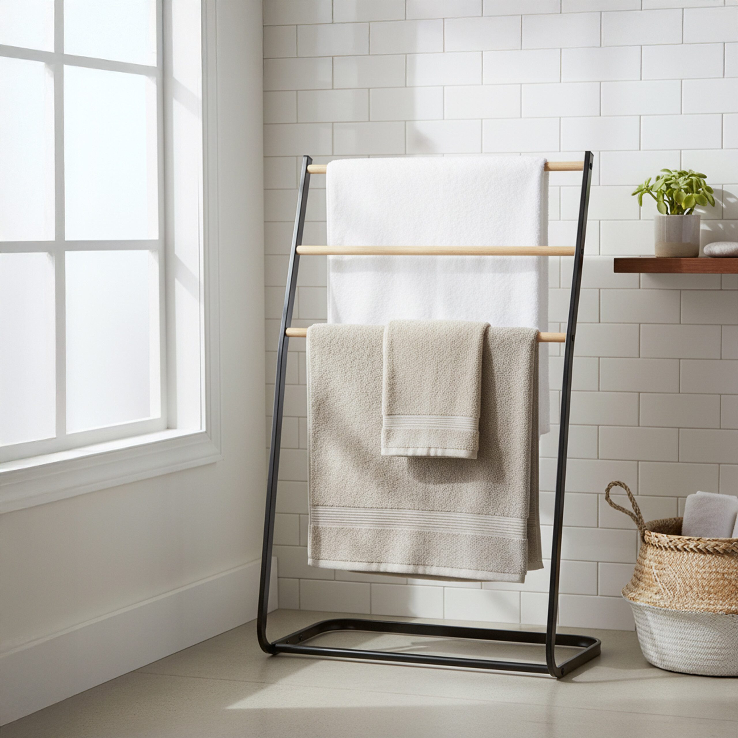 relaxdays Handtuchhalter Stehender Handtuchhalter aus Metall, schwarz günstig online kaufen