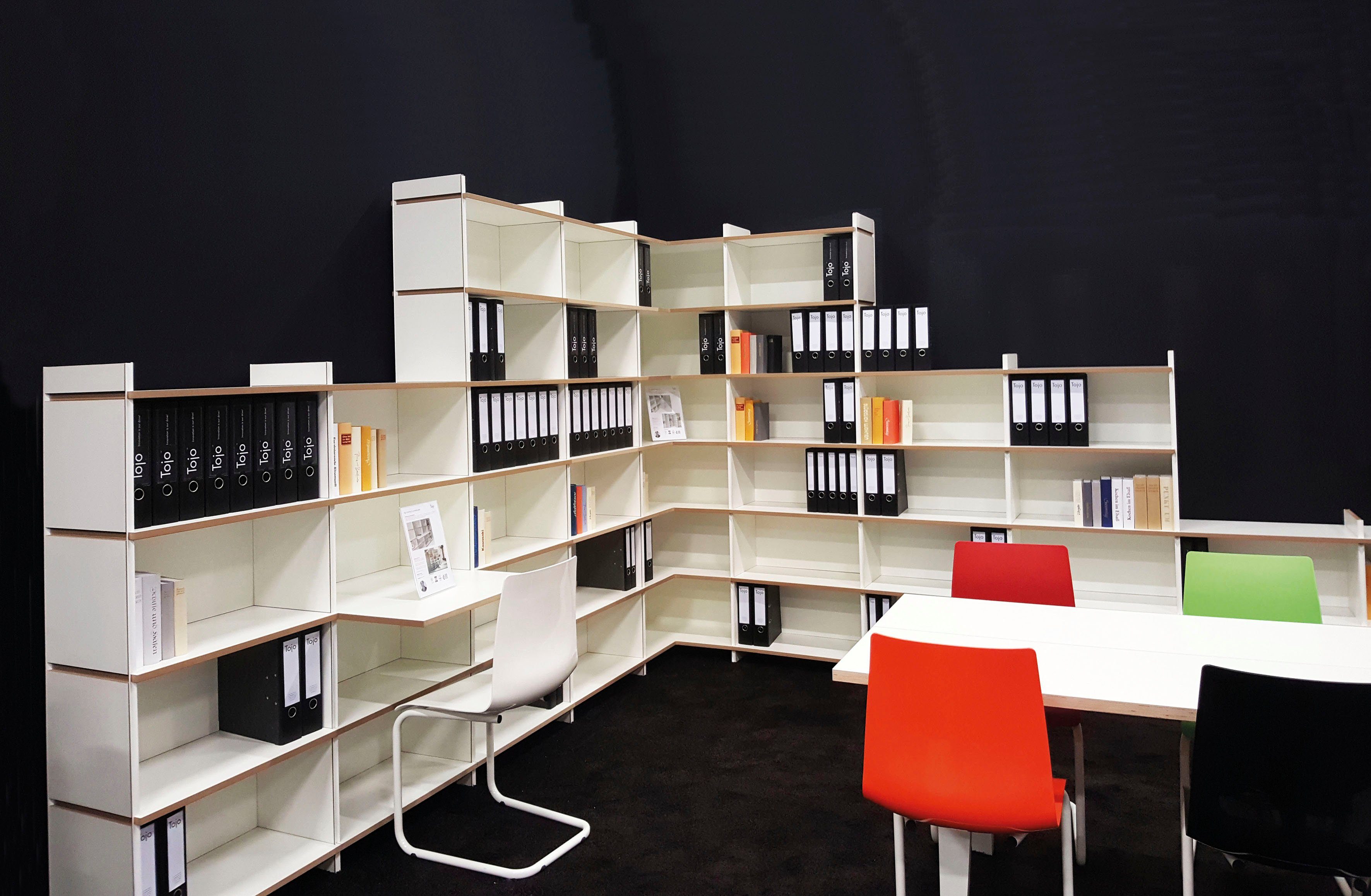 Tojo Mehrzweckregal mehrfach, verschiedene Module, die miteinander kombiniert werden können