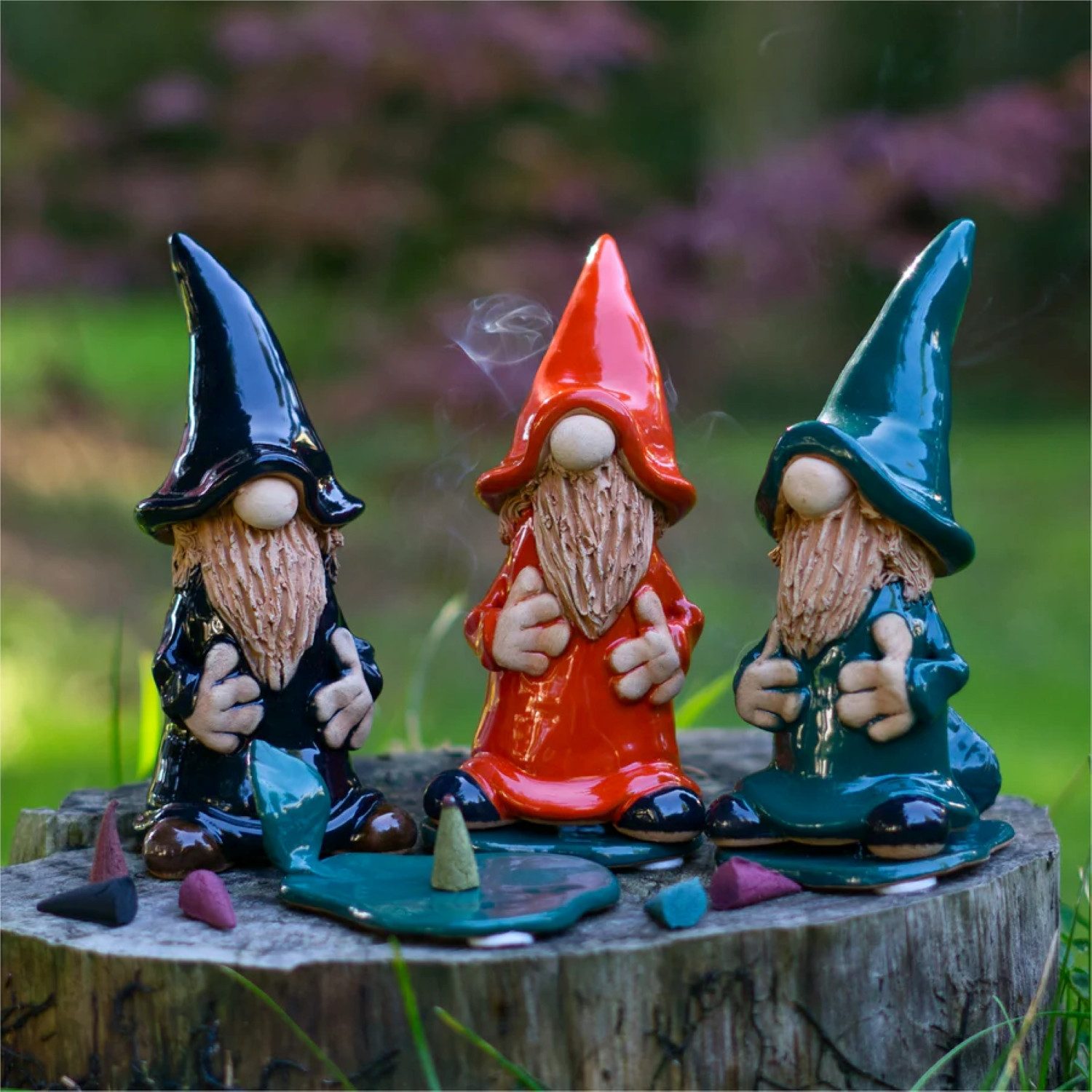 Crottendorfer Räuchermännchen Crottendorfer Räucherfiguren aus Keramik, Wichtel, inklusive 24 Stück Räucherkerzen Größe M