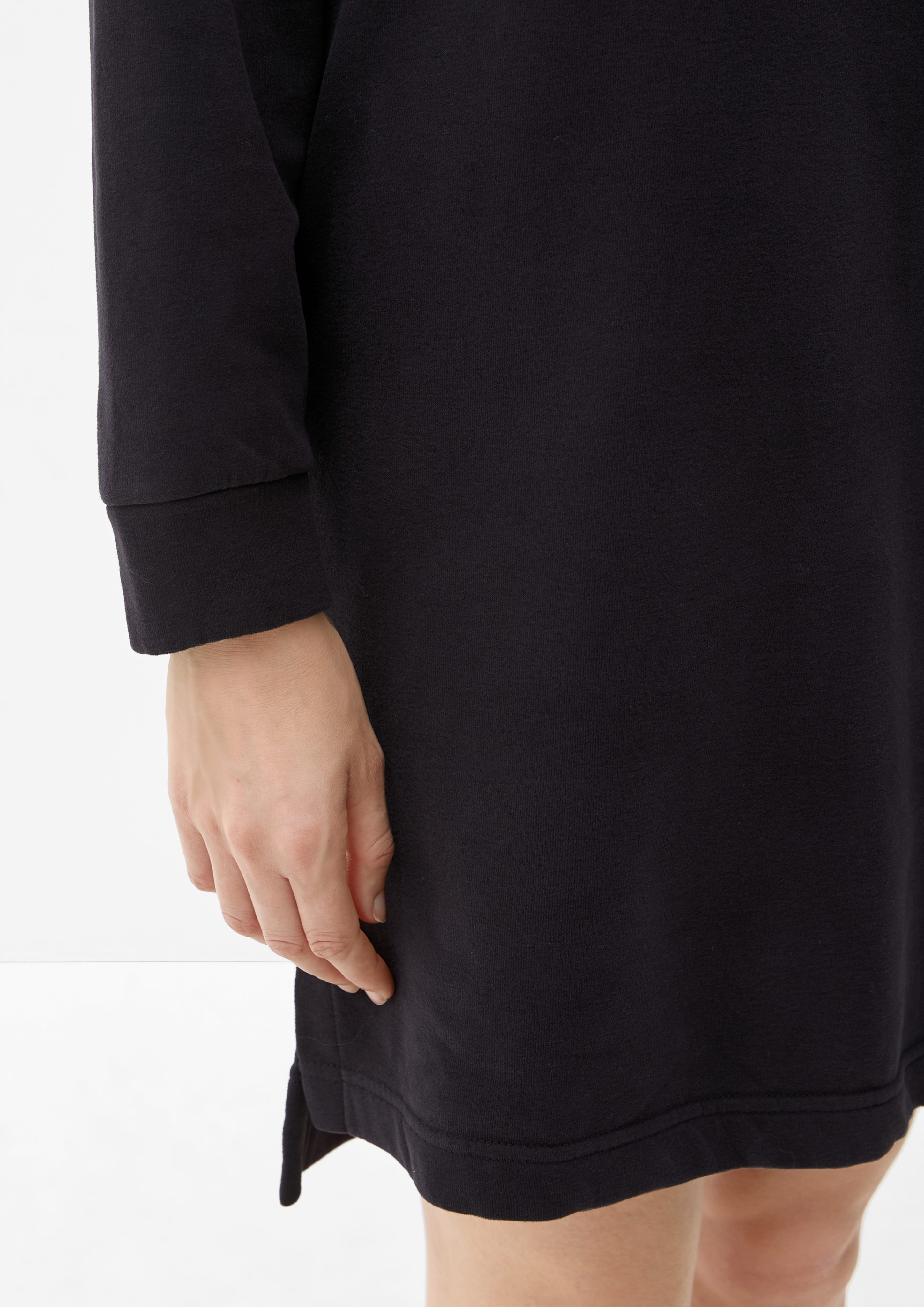 s.Oliver Kapuze Minikleid mit Sweatkleid schwarz