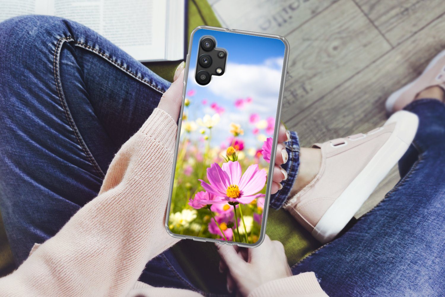 MuchoWow Handyhülle für Samsung Galaxy A32 5G Blumen - Wiese - Lila - Gras - Weiß - Wolken, Smartphone-Bumper, Print, Handy Schutzhülle Dünn