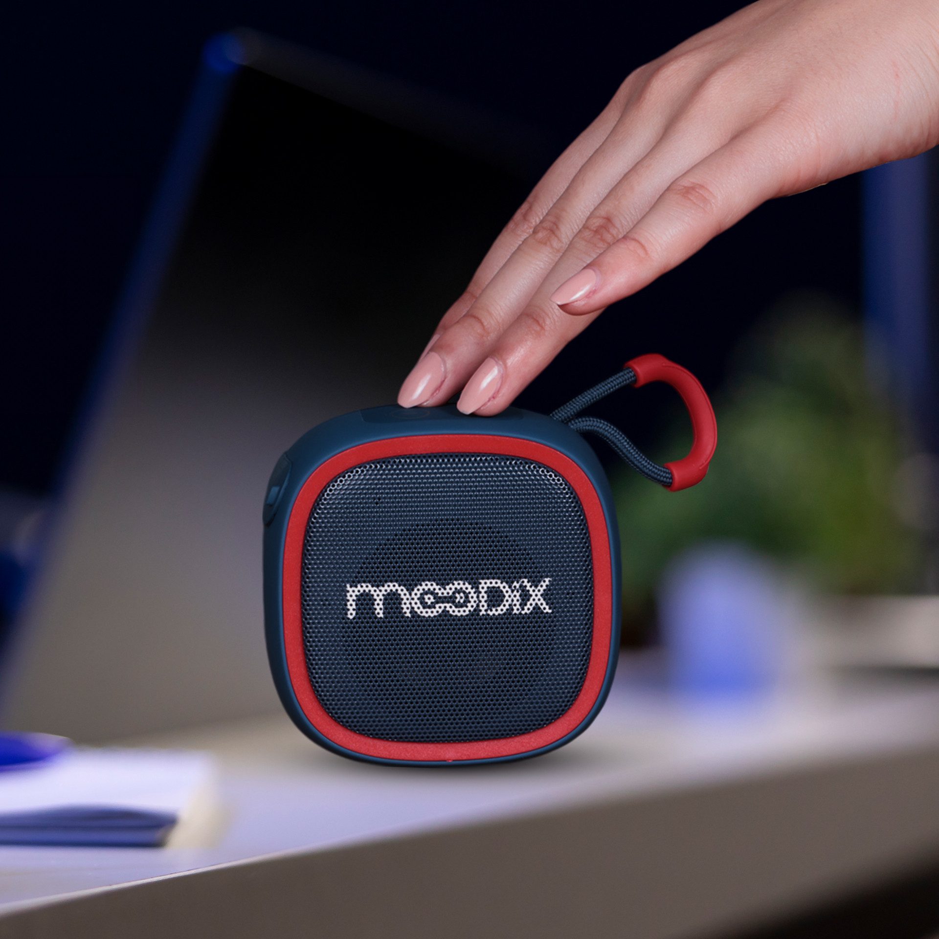 Moodix KI23KS659 Bluetooth Lautsprecher, Blau, 5W Portable-Lautsprecher