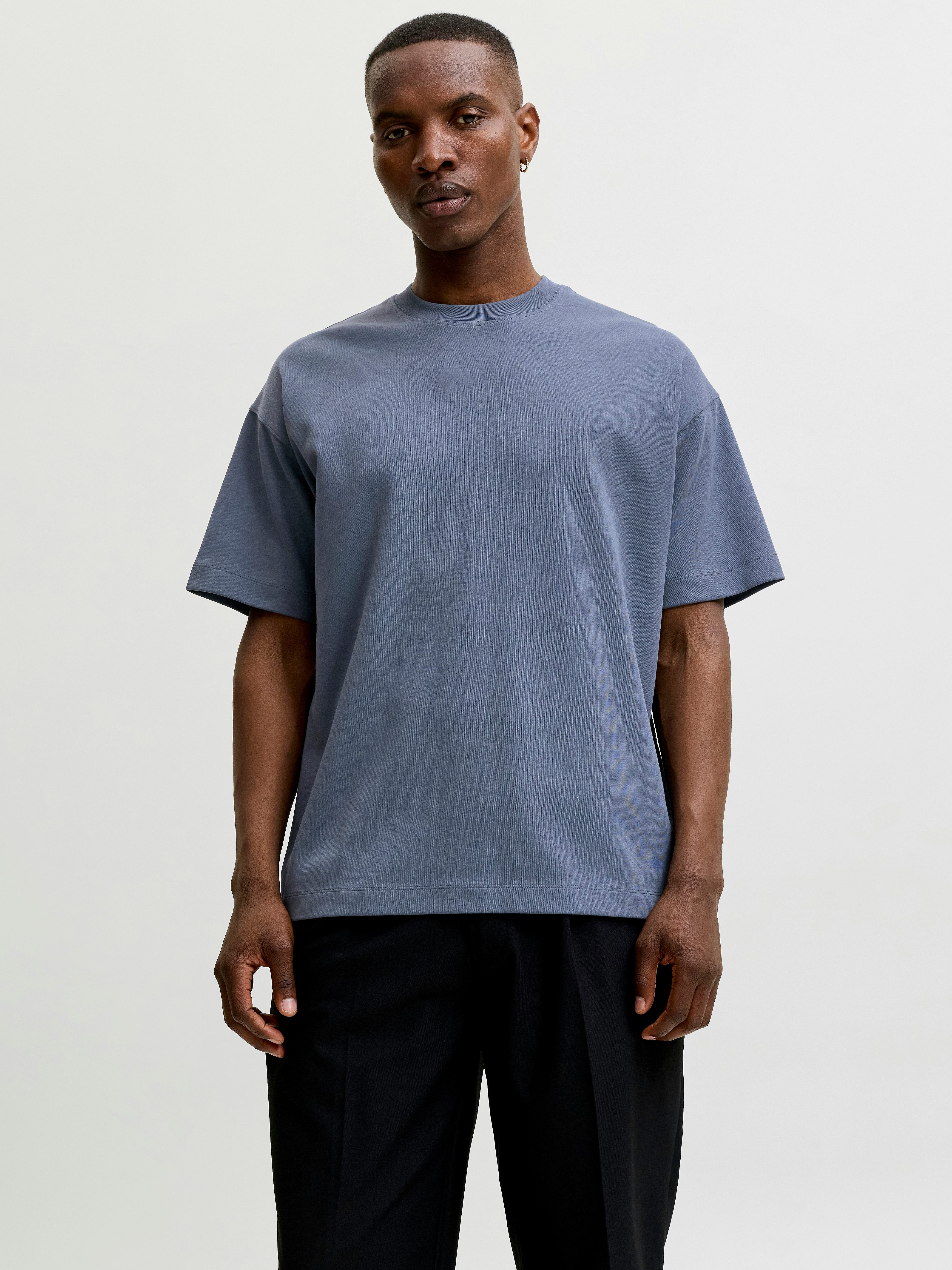 T-Shirt JJEBARRON TEE SS O-NECK NOOS