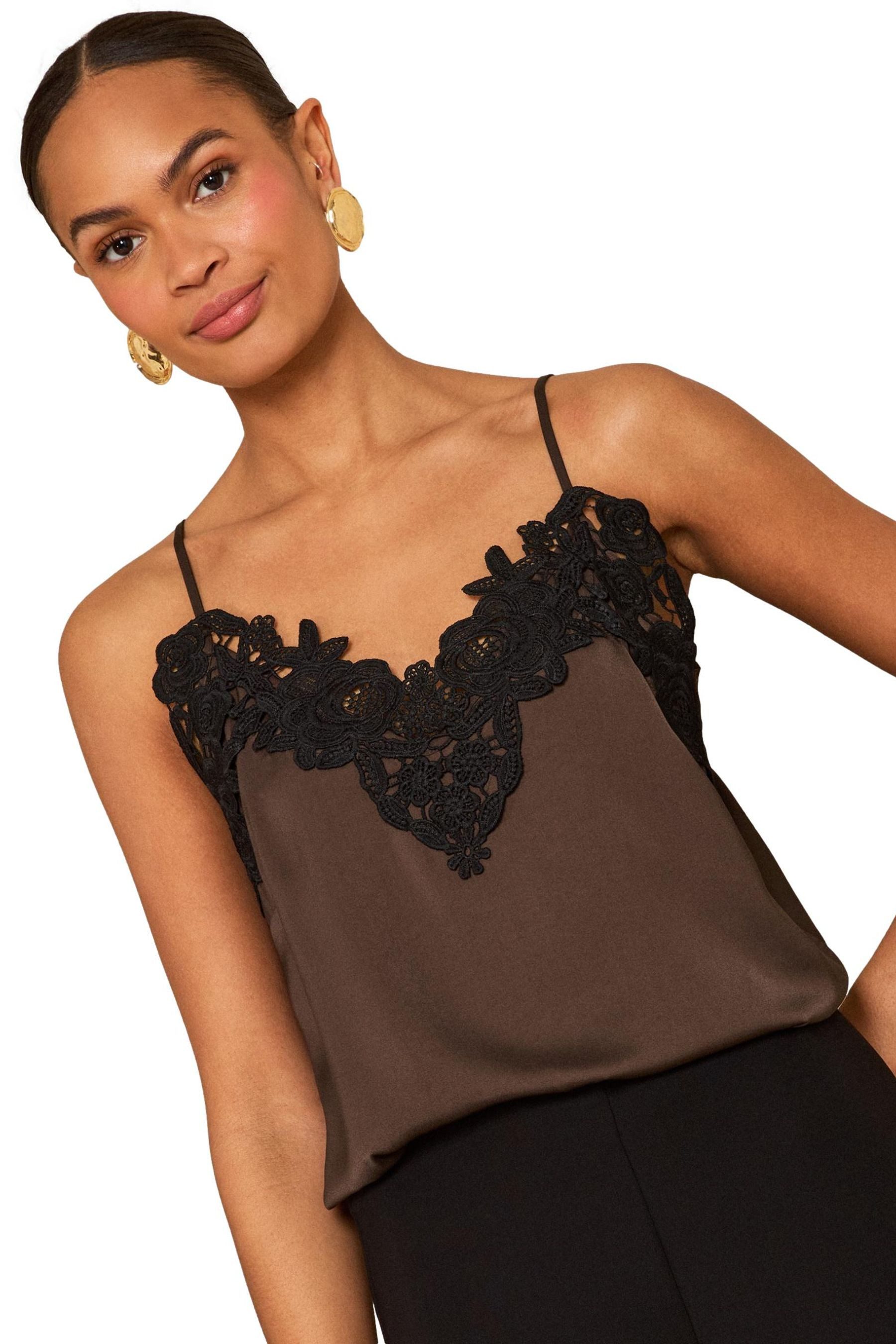 Love & Roses Trägertop Love & Roses Satin-Trägertop mit Spitzenbesatz (1-tlg)