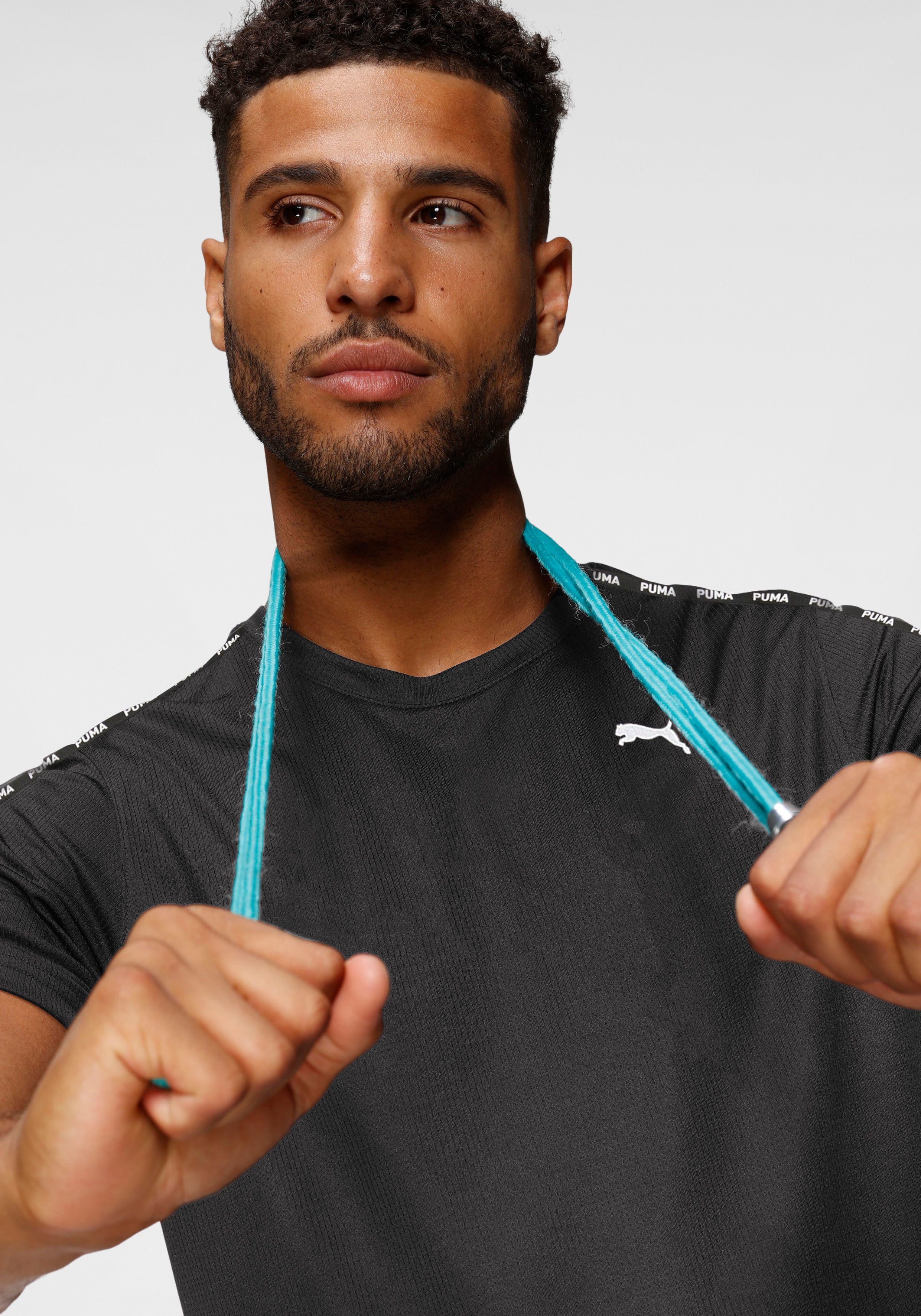 PUMA Trainingsshirt ESSENTIALS TAPED TEE regular fit, mit DryCELL-Technologie, atmungsaktiv