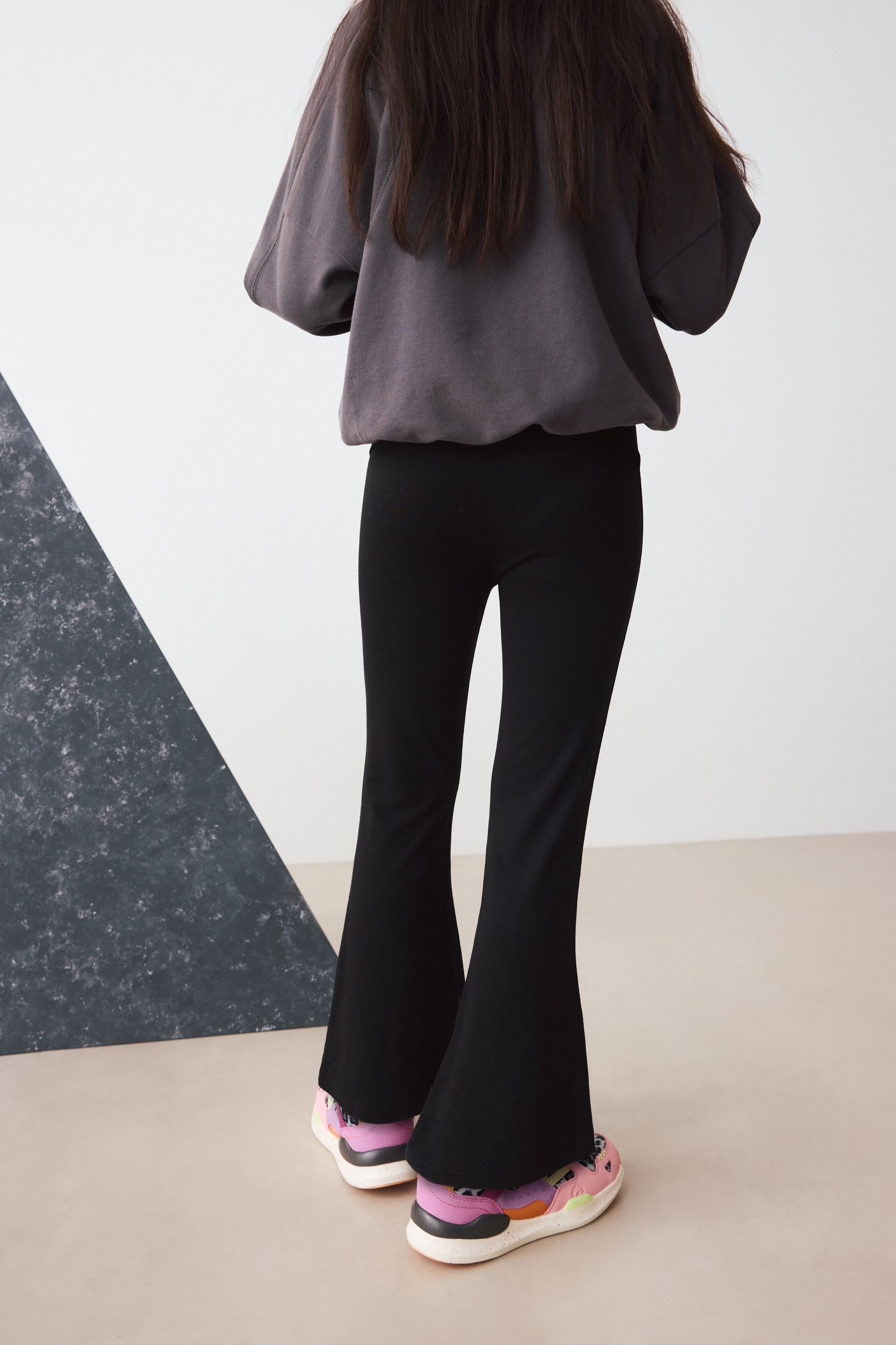 Next Leggings Viskose-Leggings mit ausgestelltem Bein (1-tlg)