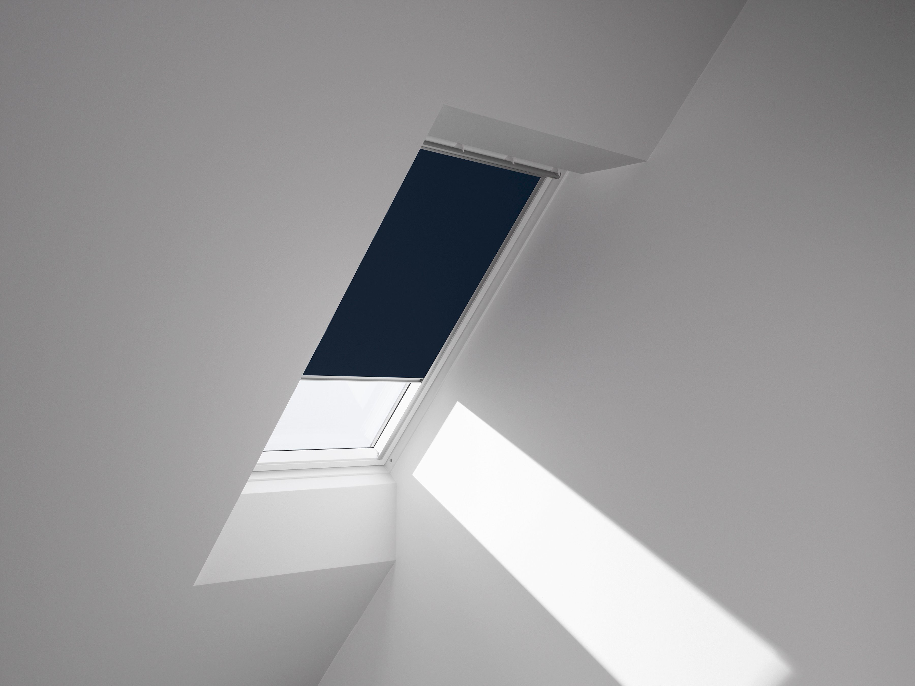 Dachfensterrollo DKL S08 1100S, VELUX, verdunkelnd, VELUX »Pick & Click!« | Verdunkelungsrollos