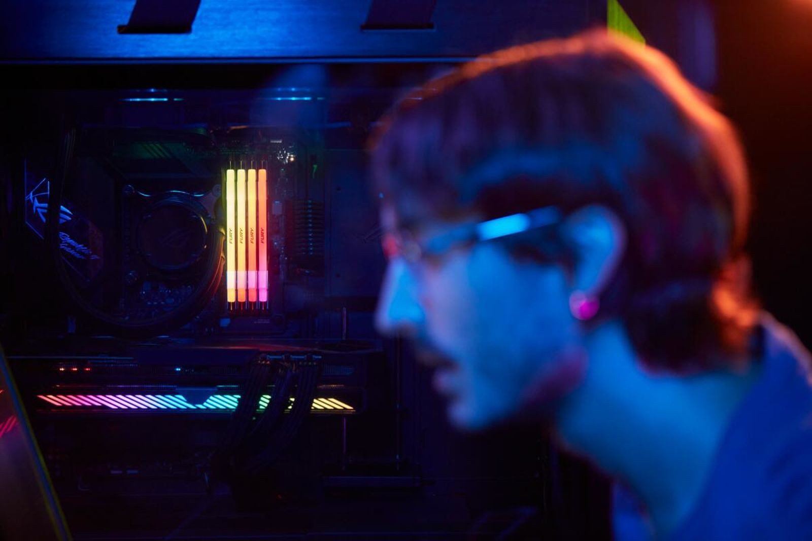 Kingston Kingston FURY Renegade RGB - DDR5 - Modul - 32 GB: 1 x 32 GB PC-Arbeitsspeicher