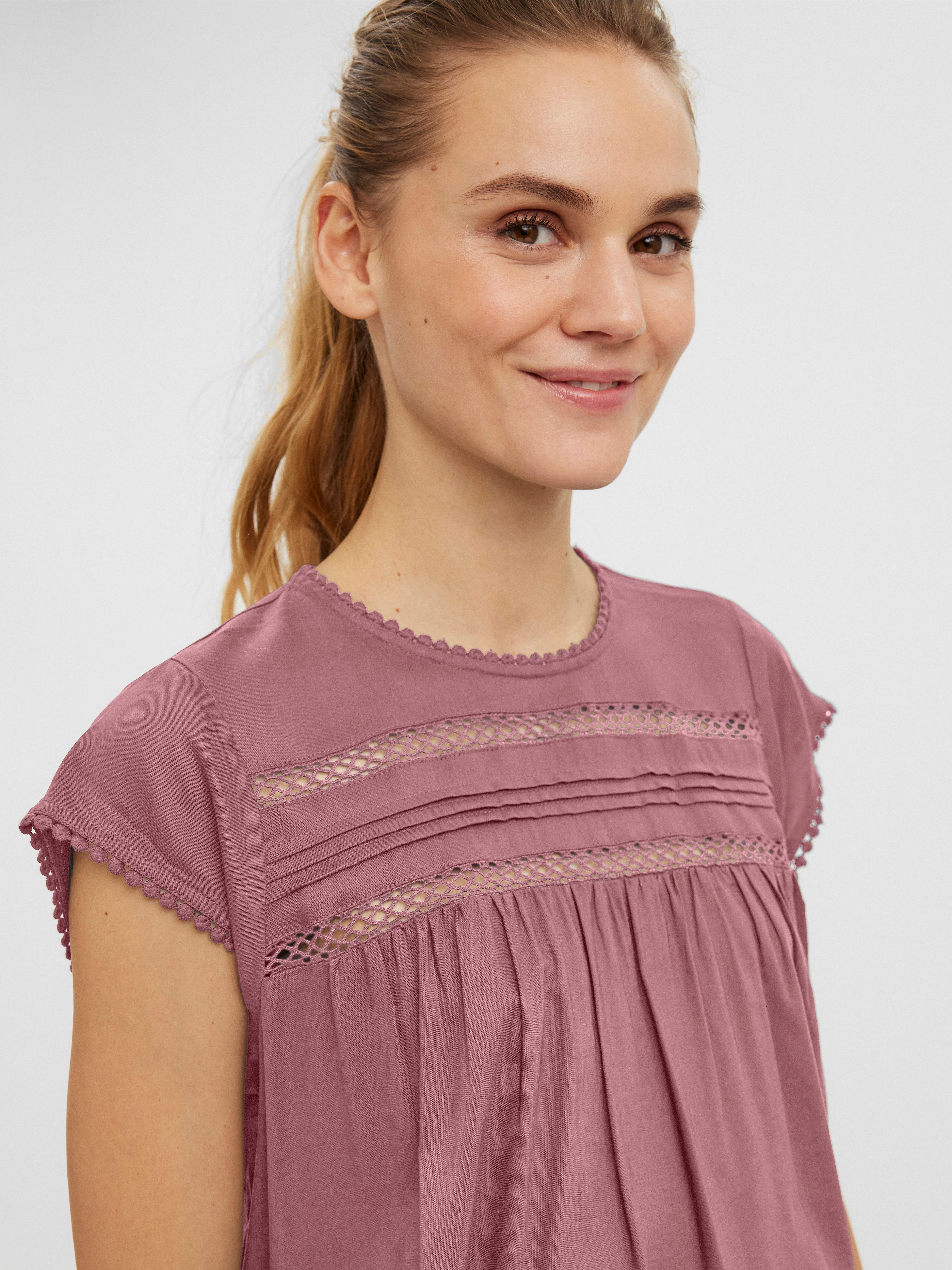 Vero Moda Kurzarmbluse VMDEBBIE PLEAT S/L TOP GA NOOS Viskose, regular fit günstig online kaufen