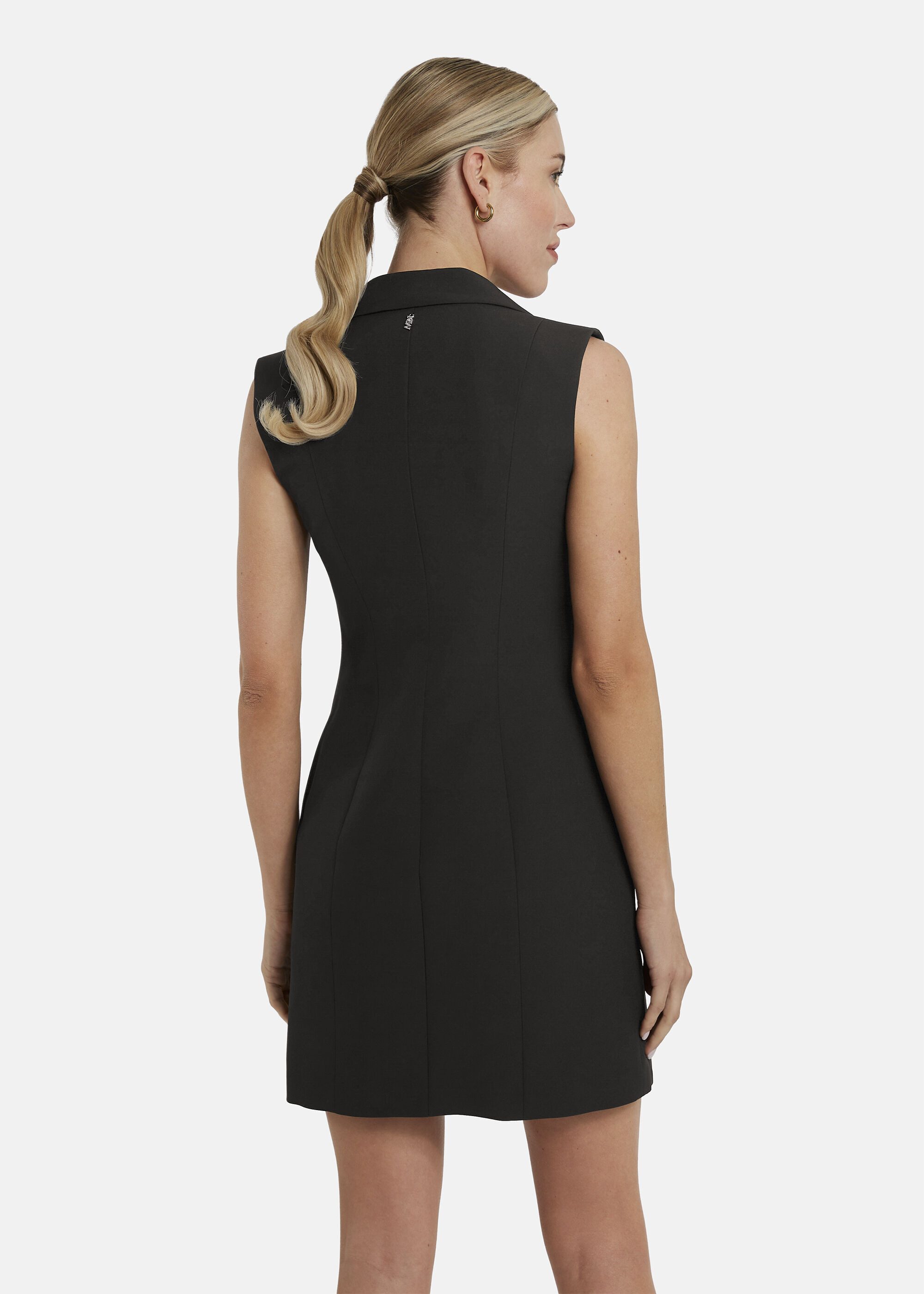 Nicowa A-Linien-Kleid AWELIA (1-tlg) mit NCW-Monogramm-Anhänger