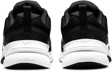 Nike DEFY ALL DAY Sneaker