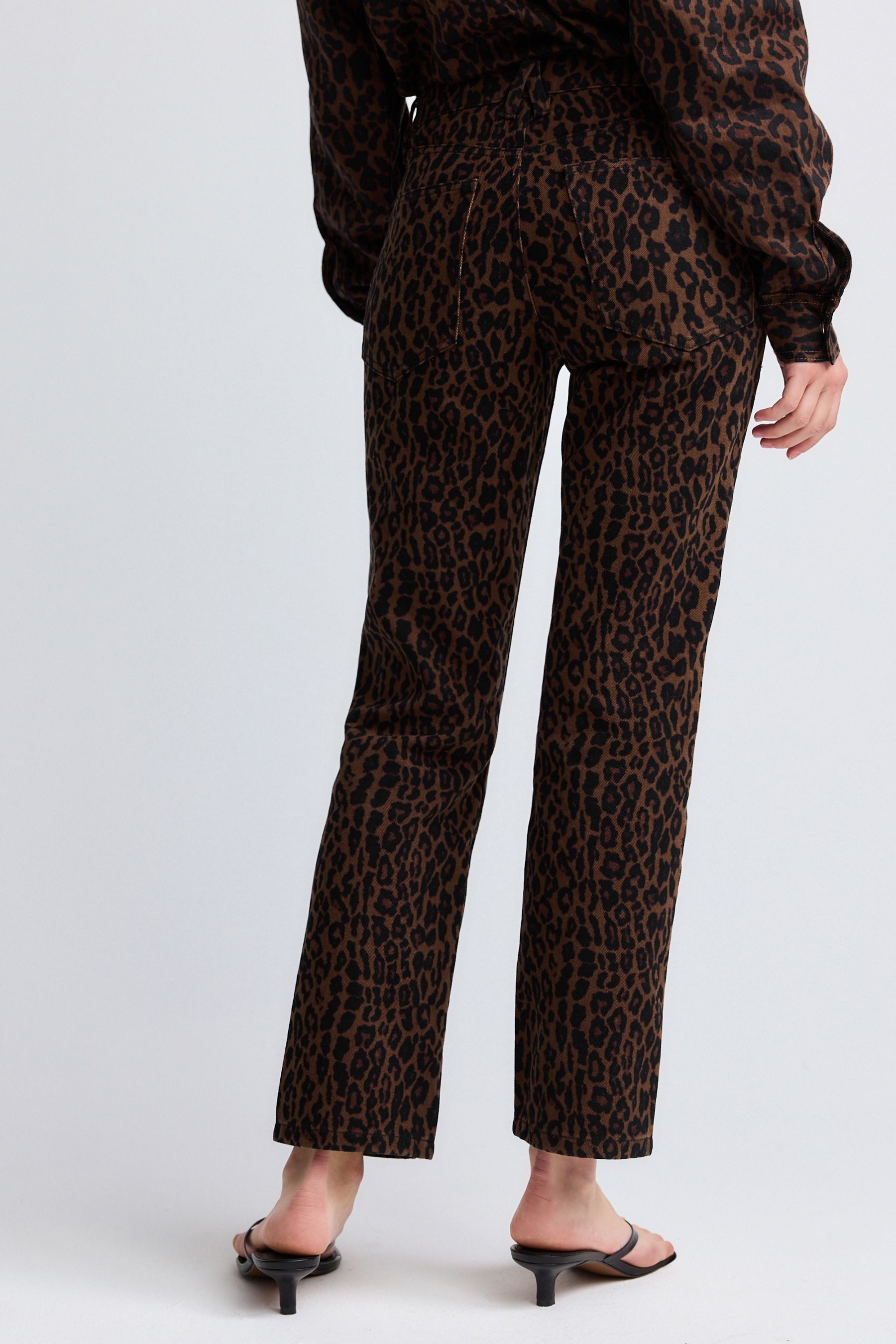 Next Comfort-fit-Jeans Jeans mit Comfort-Stretch, Straight- Kurzgröße (1-tlg)