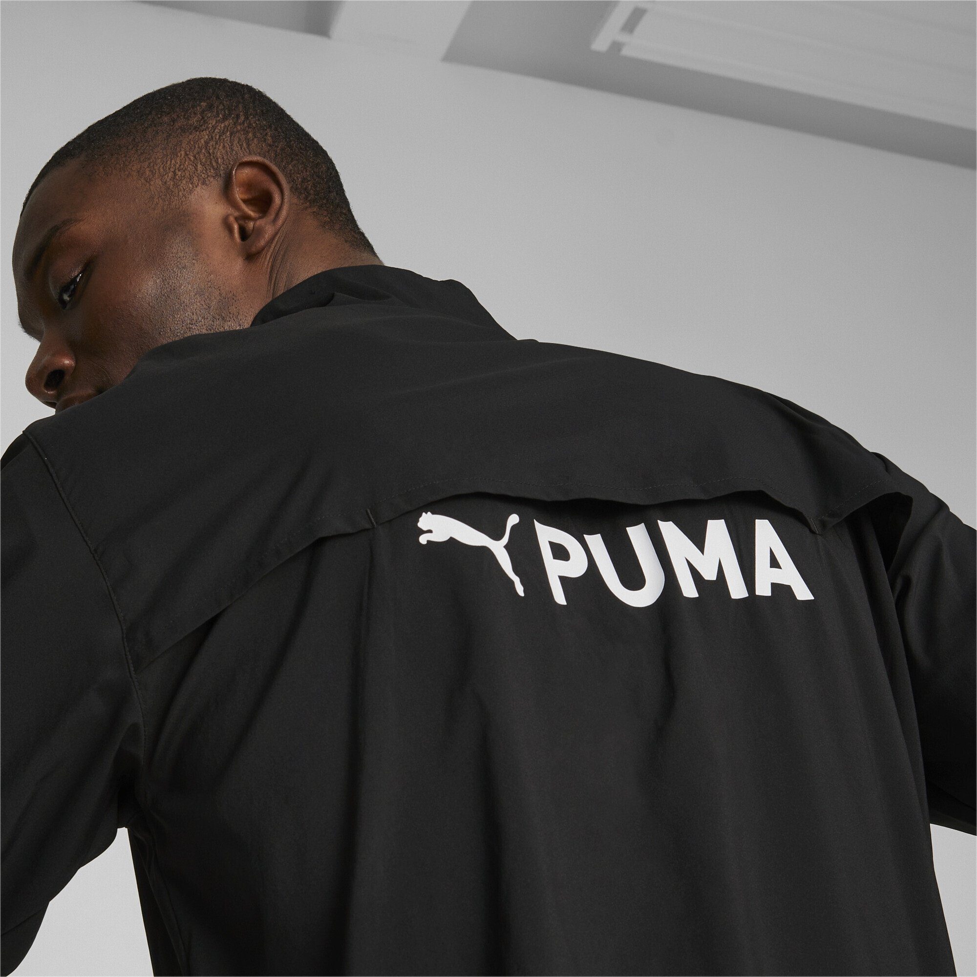PUMA Trainingsjacke PUMA FIT Herren Black Full-Zip Woven Trainingsjacke