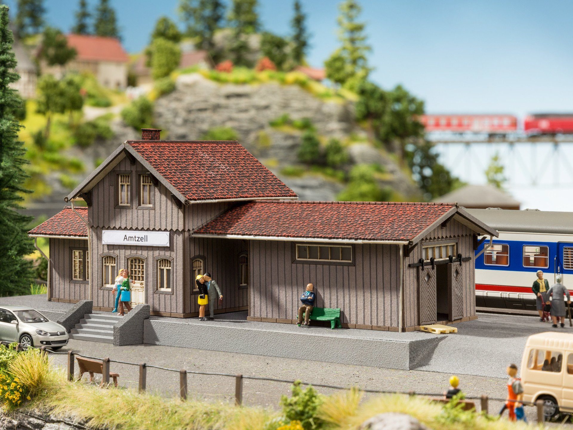 NOCH Modelleisenbahn-Gebäude Haltepunkt „Amtzell“, Modellbahn Bahnhof, 4,7 x 11