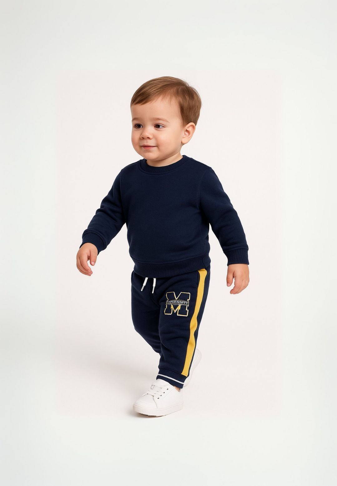 MINOTI Jogginghose Sweathose mit Applikation (3m-8y) günstig online kaufen