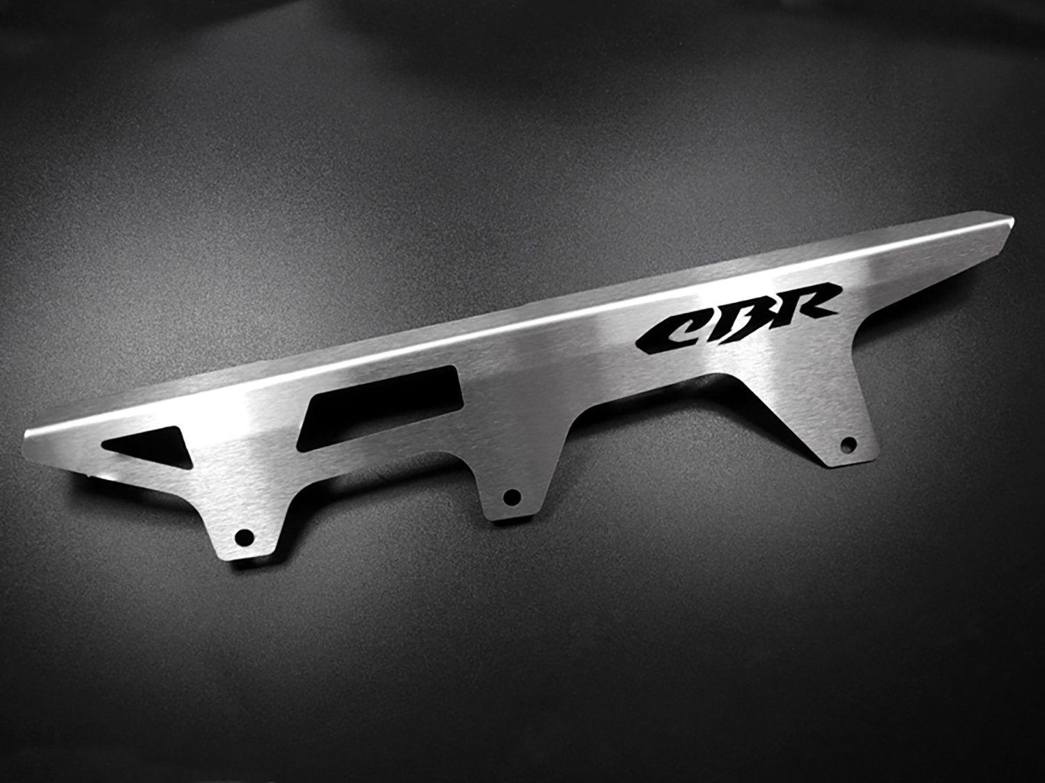 ZIEGER Ограждение цепной передачи Ограждение цепной передачи für Honda CBR 1000 F BJ 1987-99 Logo silber