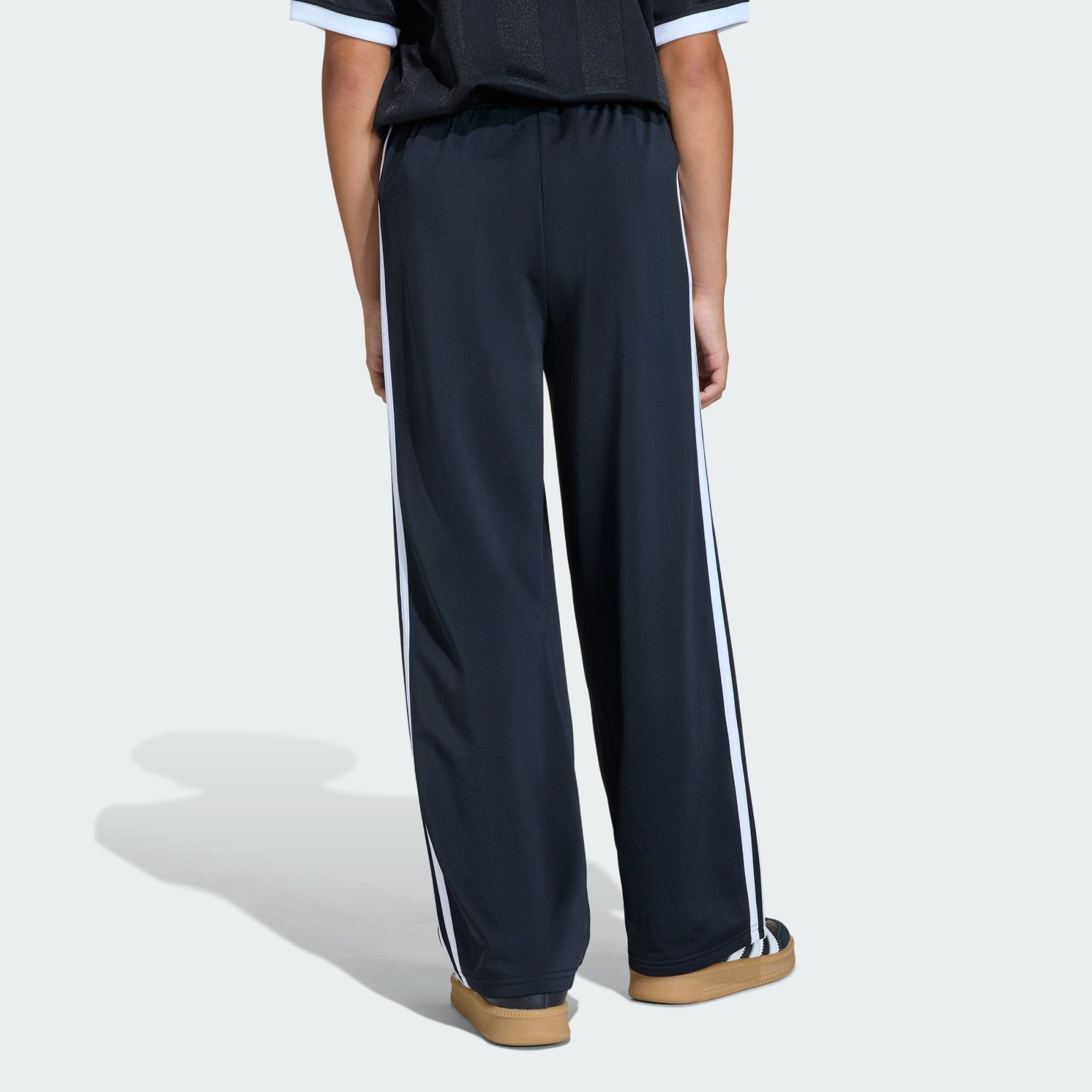 adidas Originals Jogginghose FIREBIRD LOOSE TRAININGSHOSE (1-tlg)