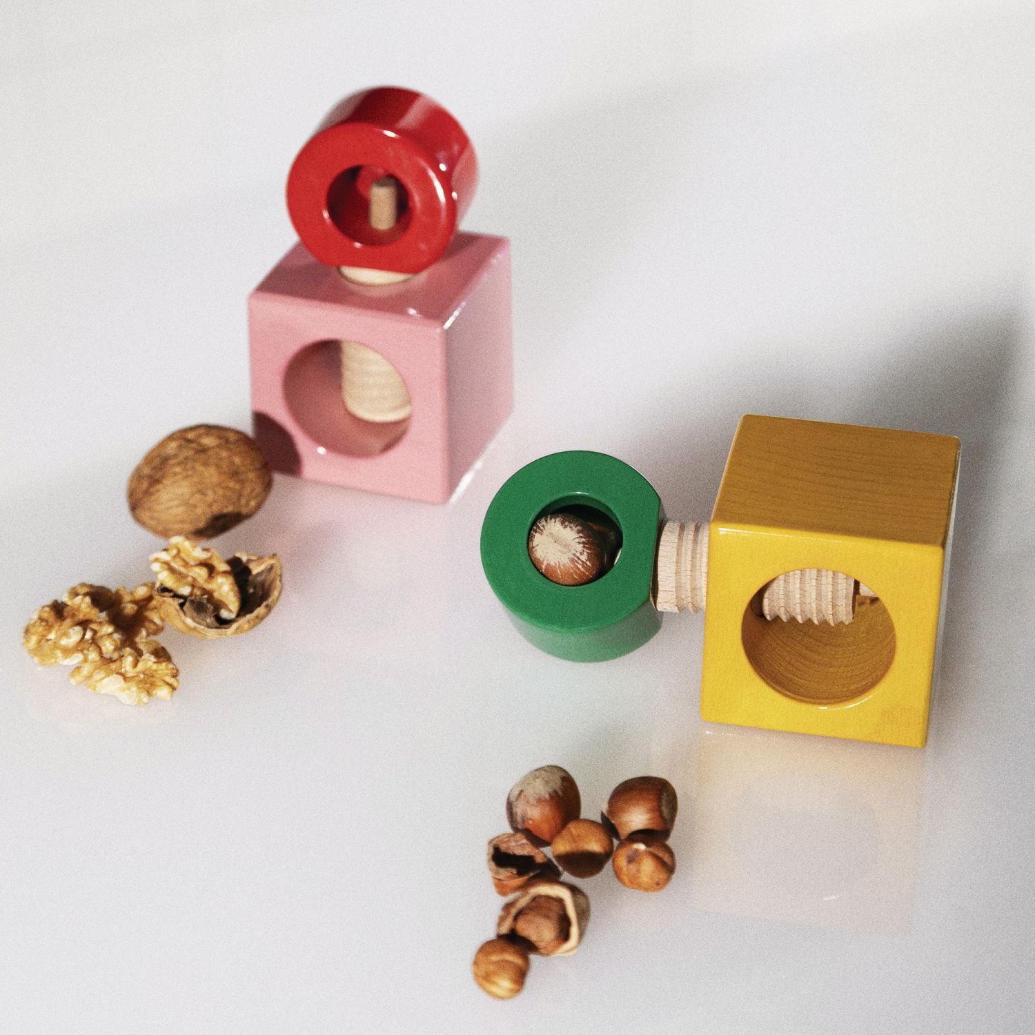 Alessi Nussknacker Sottsass Collection Rosa Rot