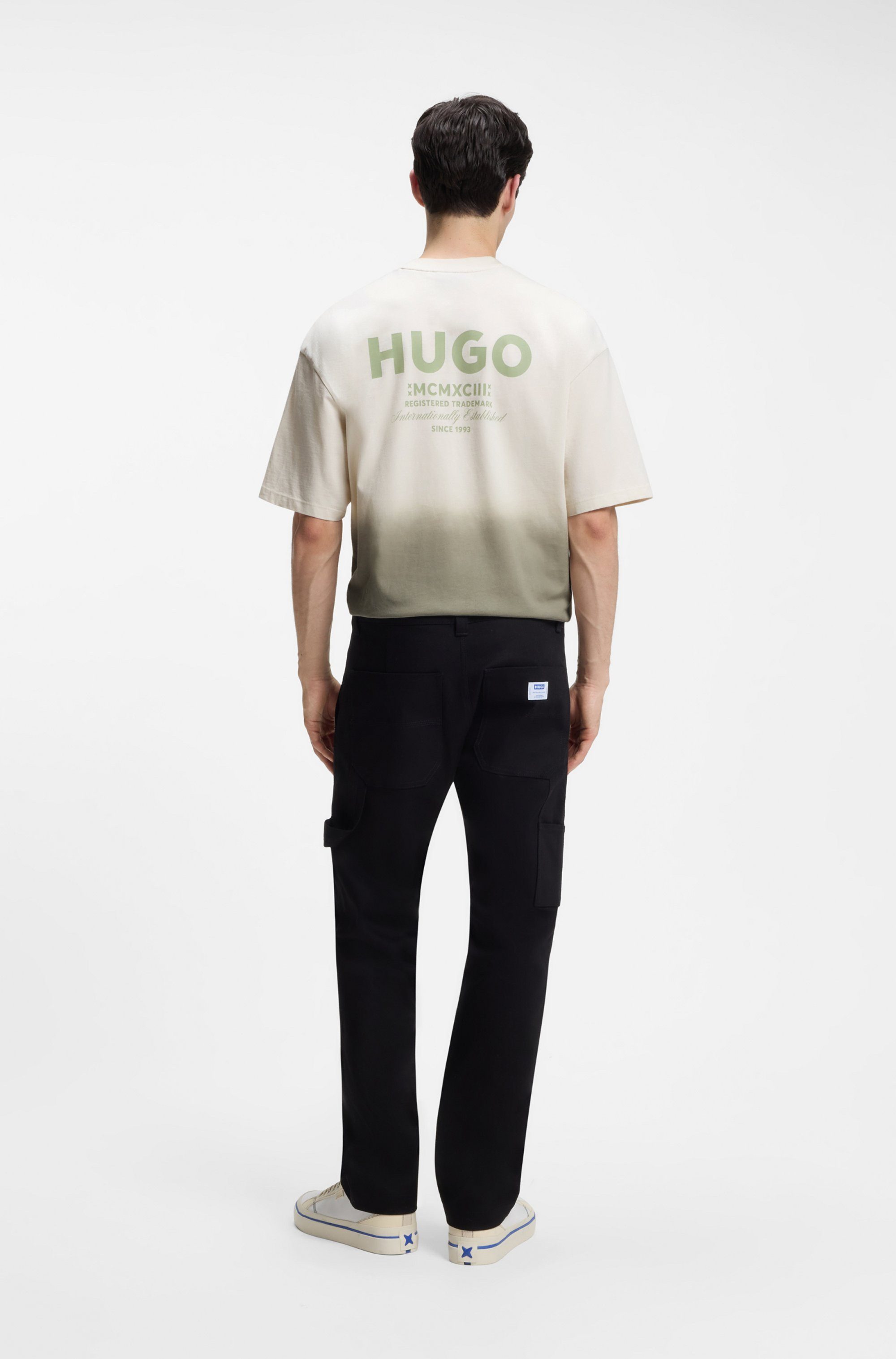 HUGO T-Shirt Nalono_F mit Farbverlauf, Loose Fit, Rückendruck