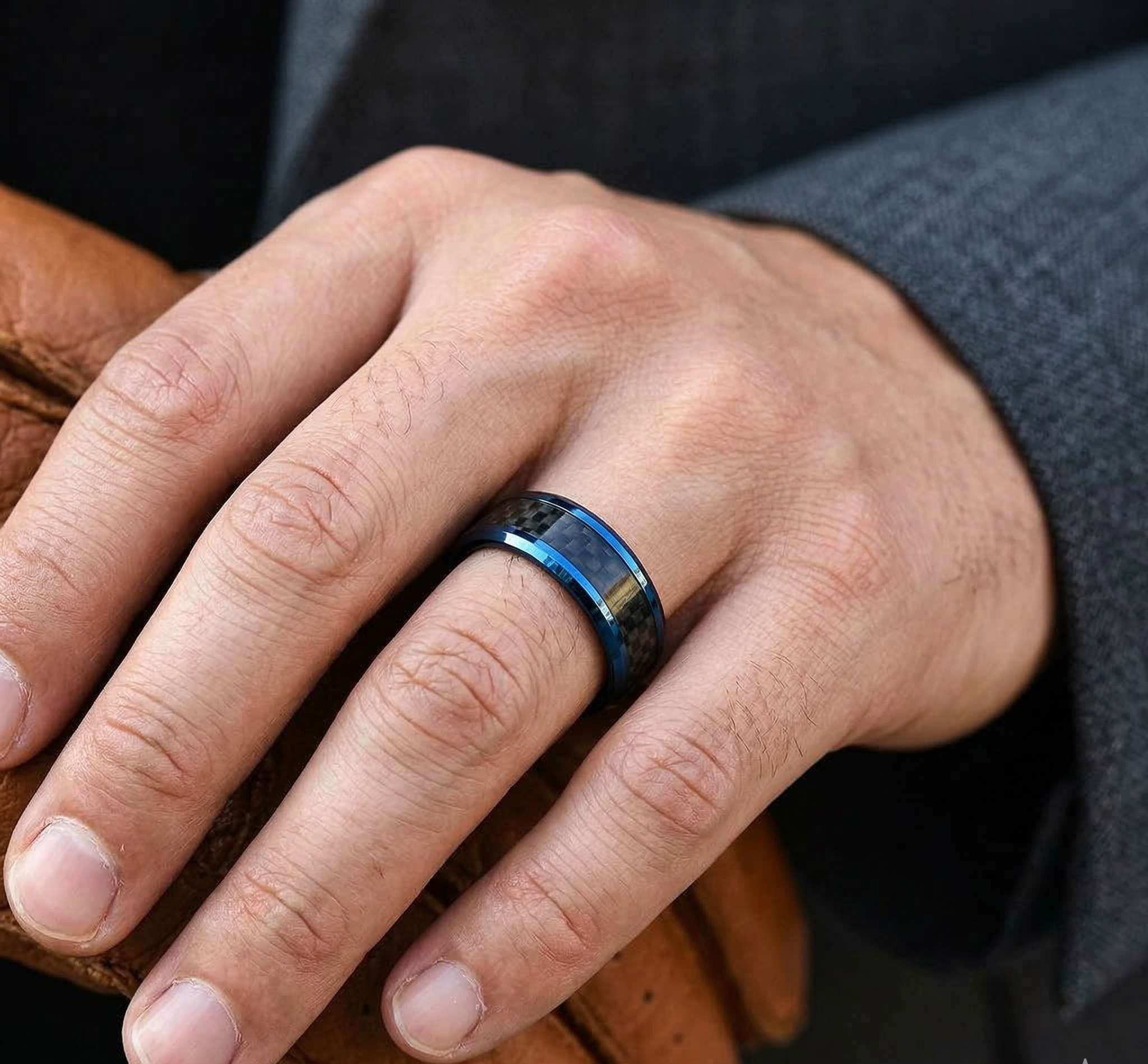 Taffstyle Fingerring Herren Damen Edelstahl Ring Facettenschliff Carbon Inlay schräge Kante (Markanter Edelstahlring mit Carbon Inlay und Glanzoptik 8mm) – Bild 2 von 4