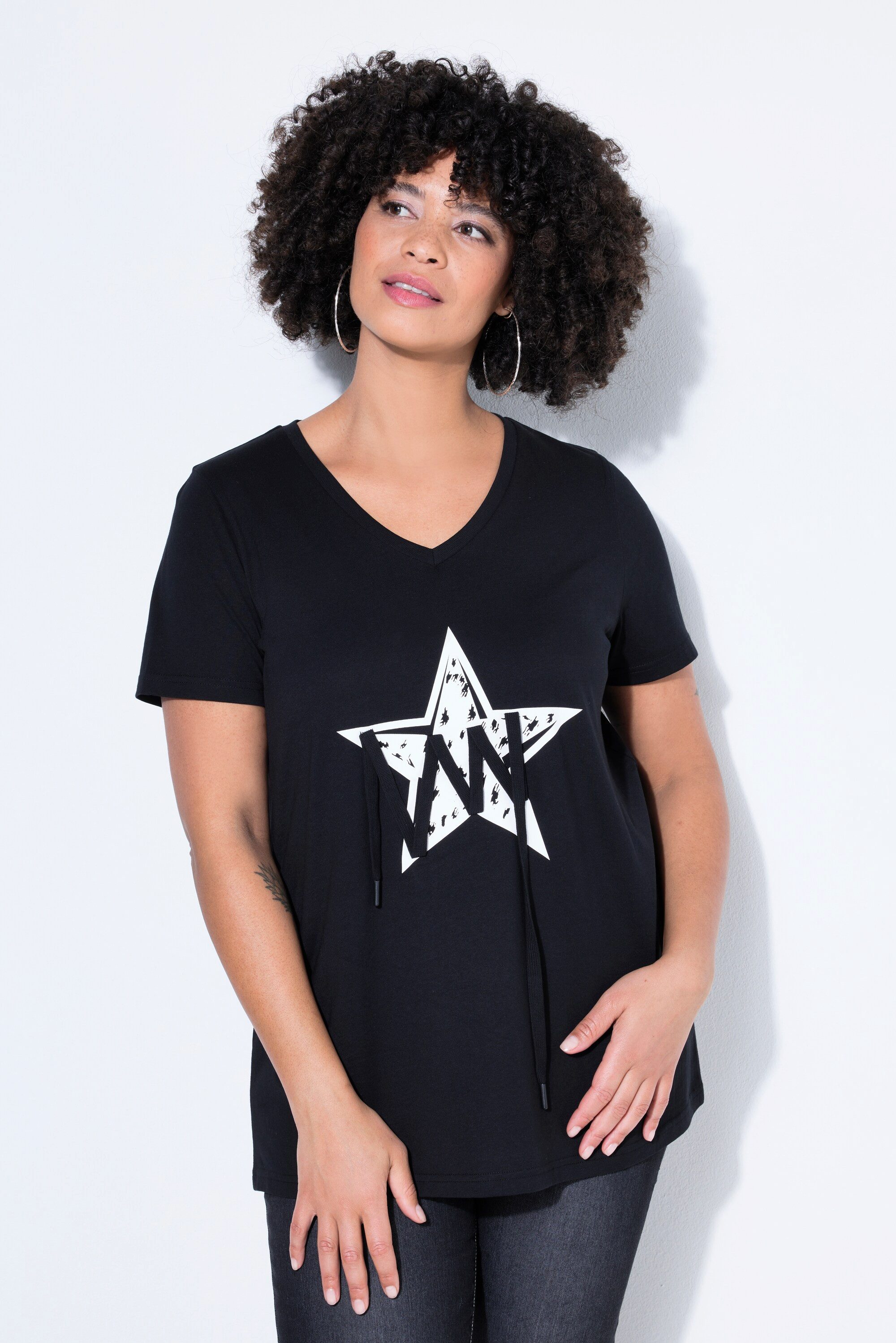 T-Shirt T-Shirt Komfort Fit Stern mit Zierbändern