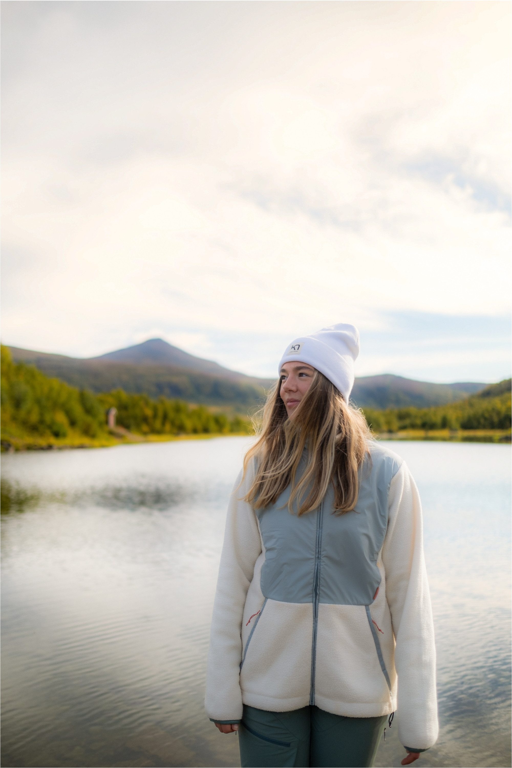 Kari Traa Outdoorjacke Røthe mit windbeständigem Material