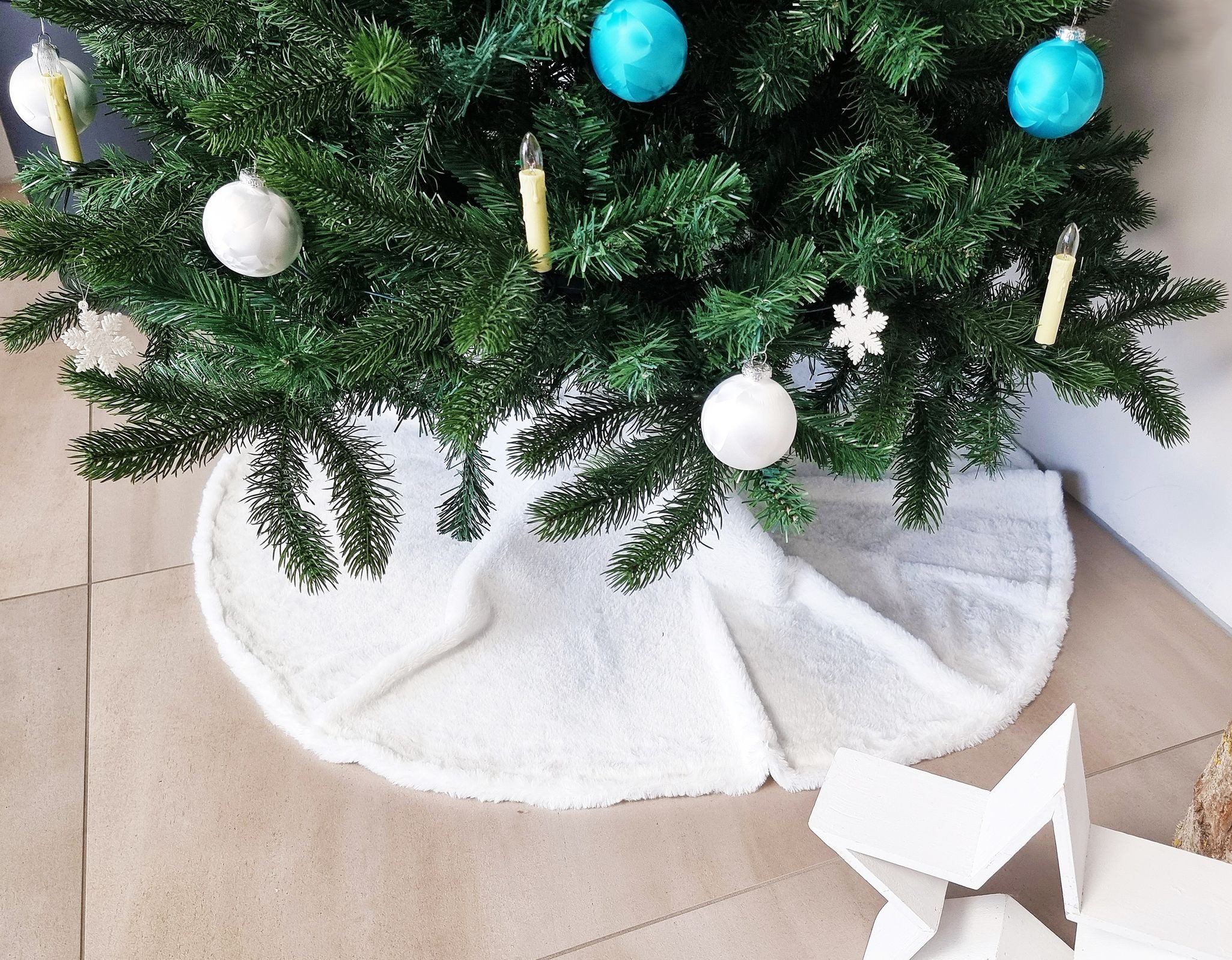 JACK Weihnachtsbaumdecke Kuschlige Christbaumdecke Rund Ø 90cm Weihnachtsbaumdecke Baumrock, Weihnachtsbaum Decke Unterlage Baumteppich Tannenbaumdecke