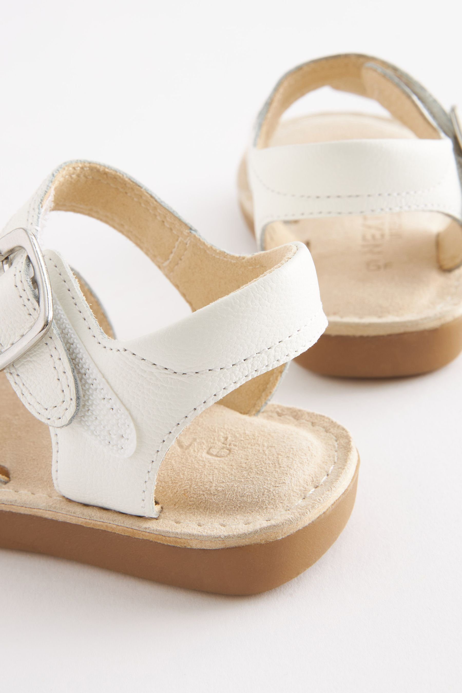 Next Sandale Sandale (1-tlg) Leder White aus