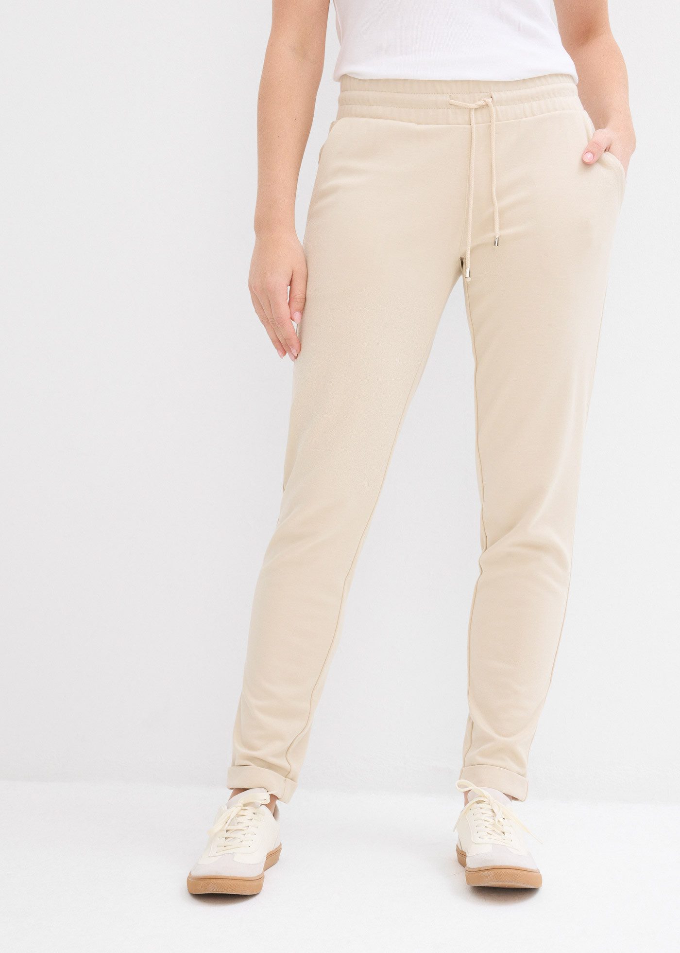 bonprix Jerseyhose aus Viskose, Polyester und Elasthan, mit Bequembund und Kordelzug. Reduzierter Preis € 22,99. Unverbindliche Preisempfehlung € 29,99