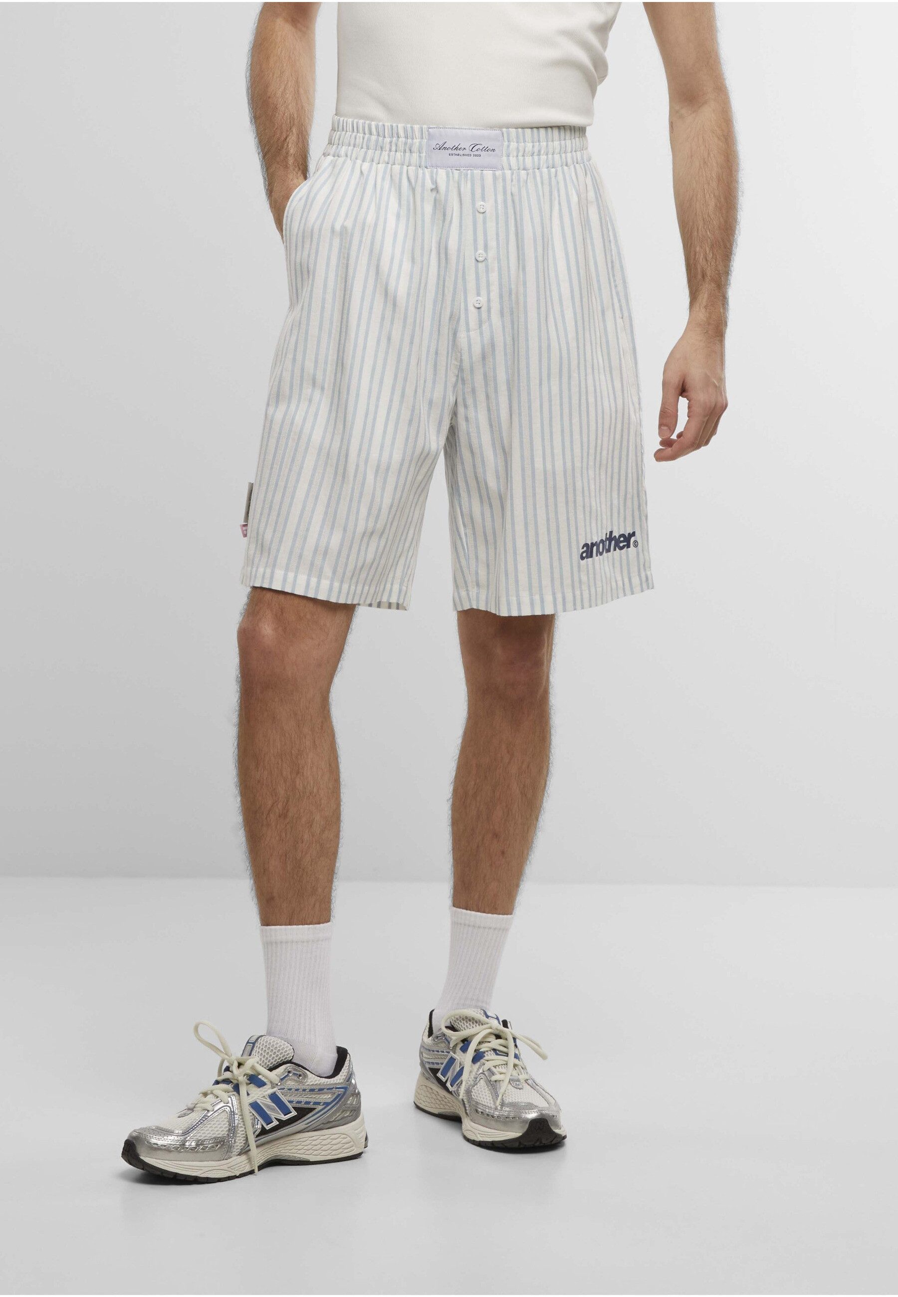 Another Cotton Lab Shorts Another Cotton Lab Oversized Striped Short Pants (1-tlg)