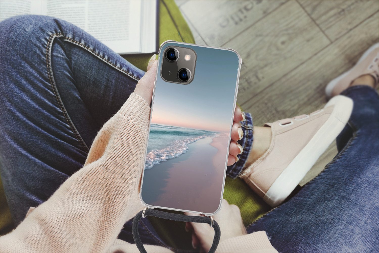 MuchoWow Handyhülle für Apple iPhone 13 Mini Küstenlinie - Pastell - Wasser, Tragbare Handyhüllen mit Kette zum umhängen, Handykette Handyband