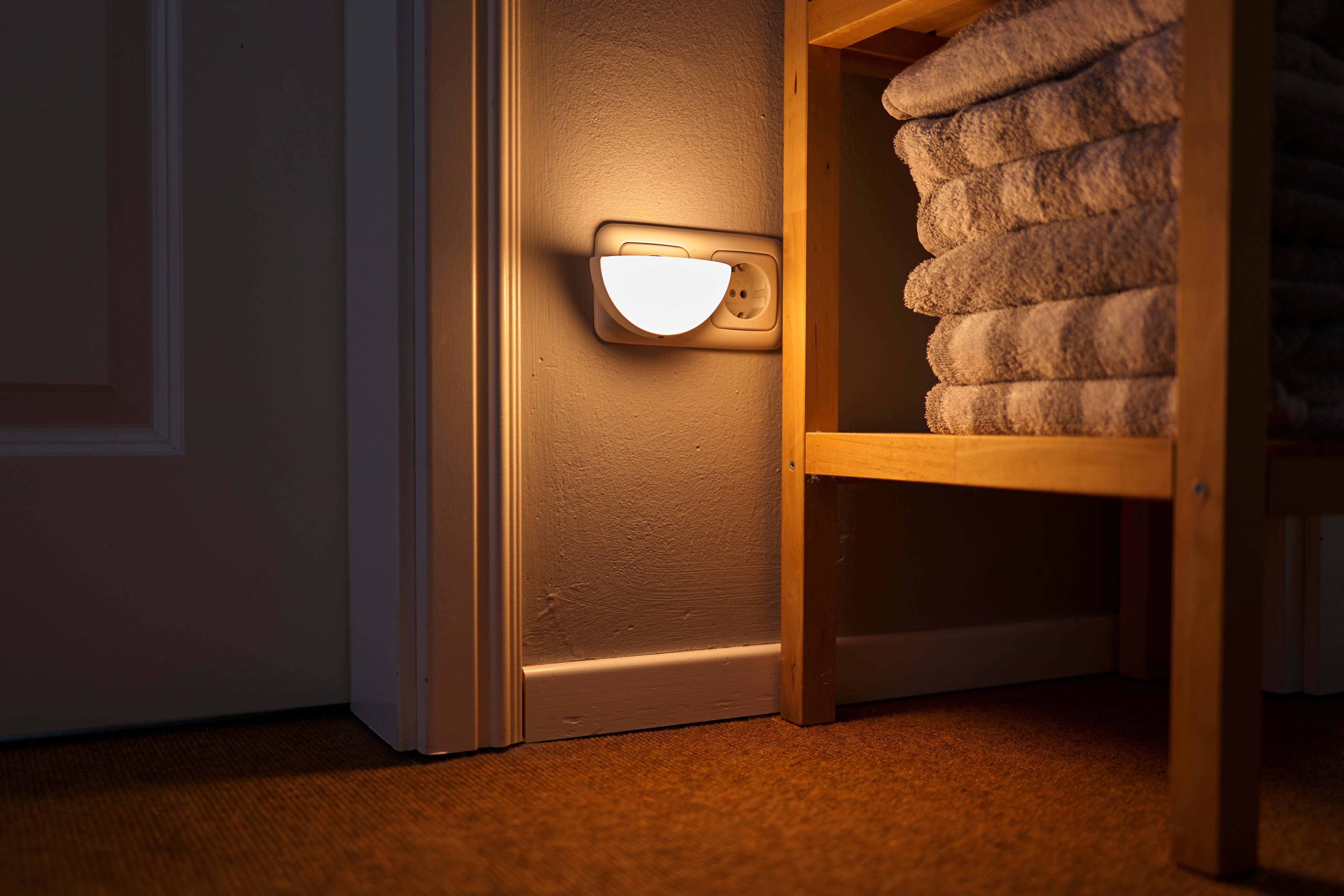 Northpoint LED Nachtlicht mit Dämmerungssensor & Bewegungsmelder, Up&Down L günstig online kaufen