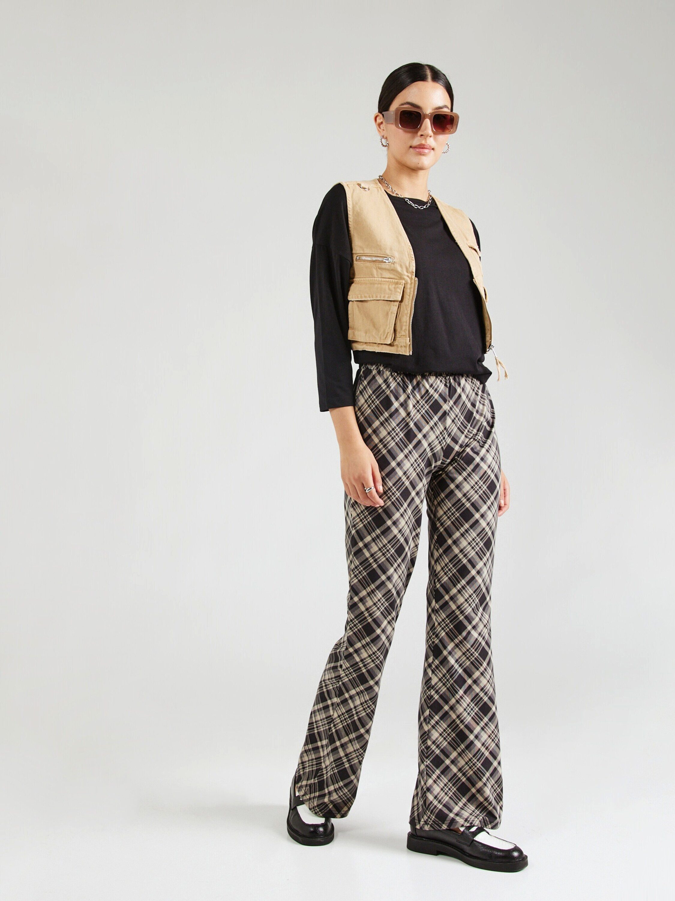 b.young Langarmshirt BYPamila (1-tlg) Plain/ohne Details