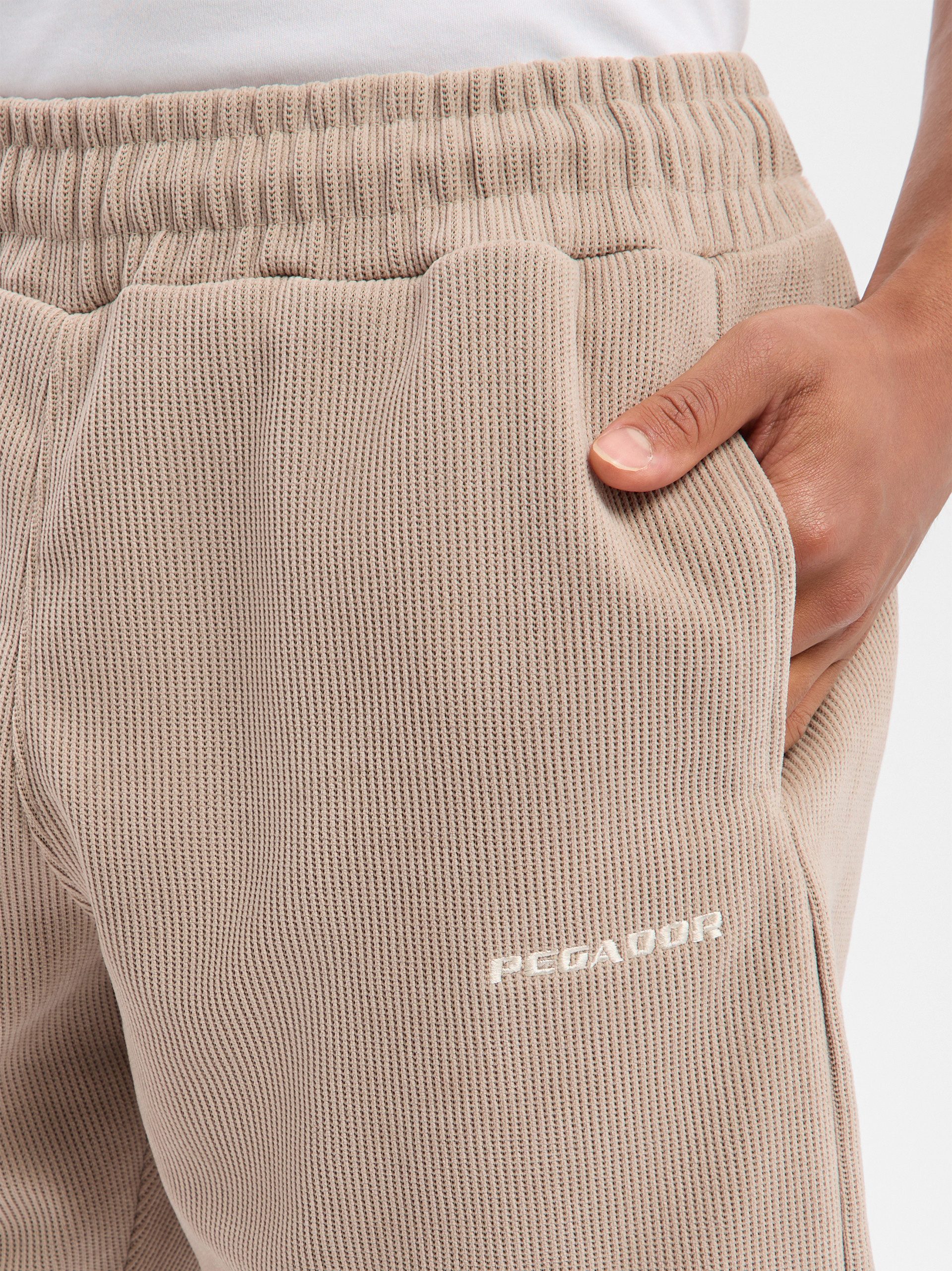 PEGADOR Shorts Lagos