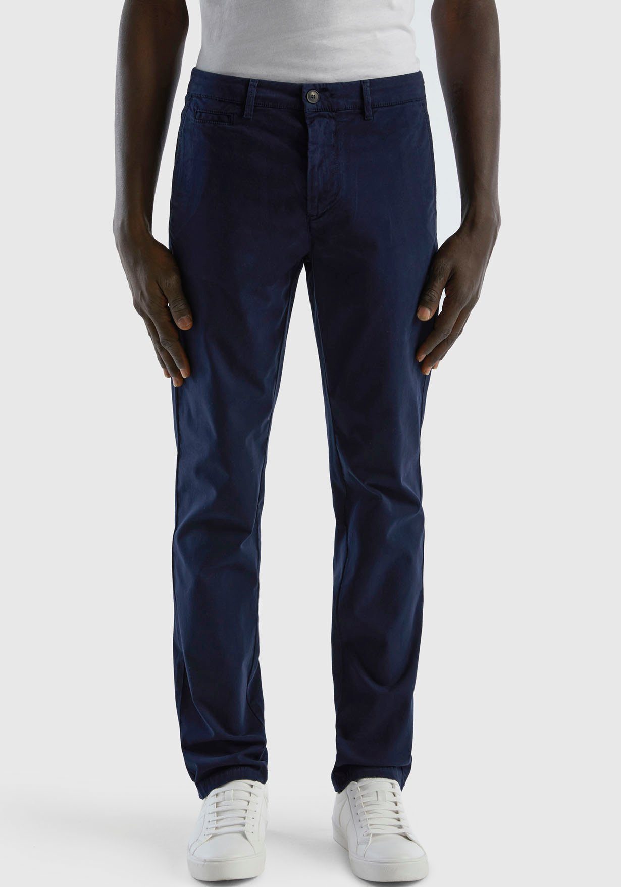 im Benetton Colors Chino-Look klassischen United of Chinohose blau