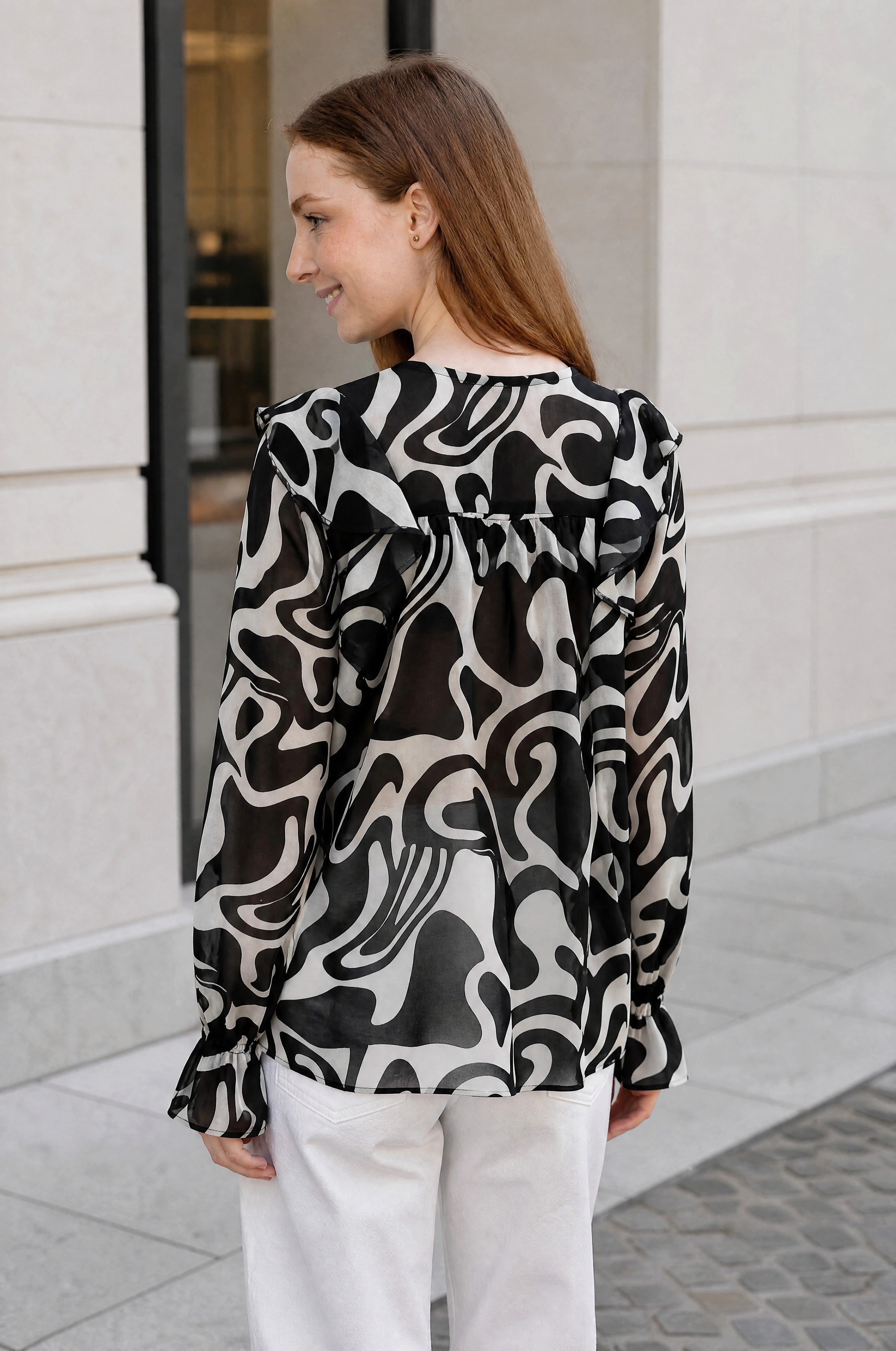 NADINE H Blusenshirt V-Ausschnitt Bluse mit All-Over Muster im trendigen Frühlingslook