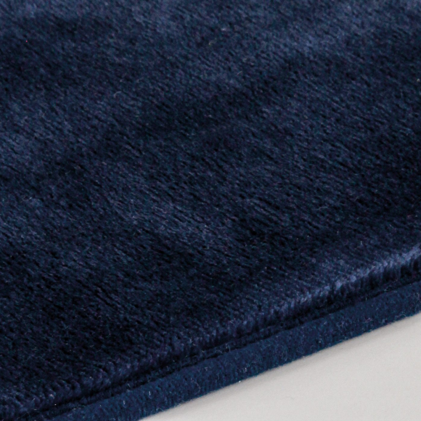 Kleine Wolke Badematte »Velvet«, Badvorleger, Badezimmer Teppich, Höhe 5 mm, rutschhemmend beschichtet, fußbodenheizungsgeeignet, Polyester, rechteckig, Badtepp – Bild 5 von 5