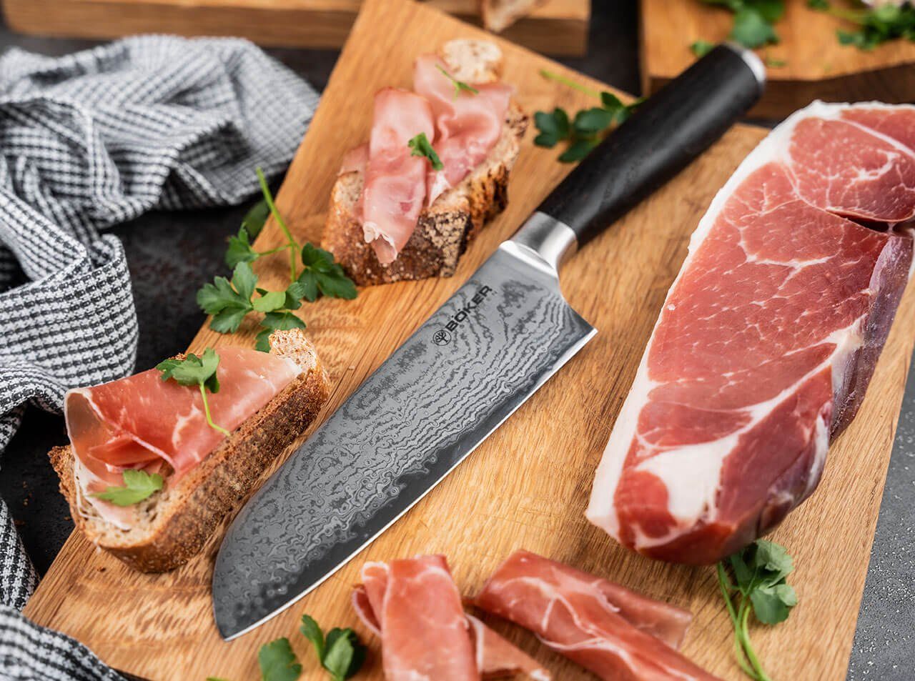 Böker Manufaktur Solingen Universalküchenmesser Böker Manufaktur Solingen Meisterklinge Damast Santoku, Damaststahl mit VG-10 Kern