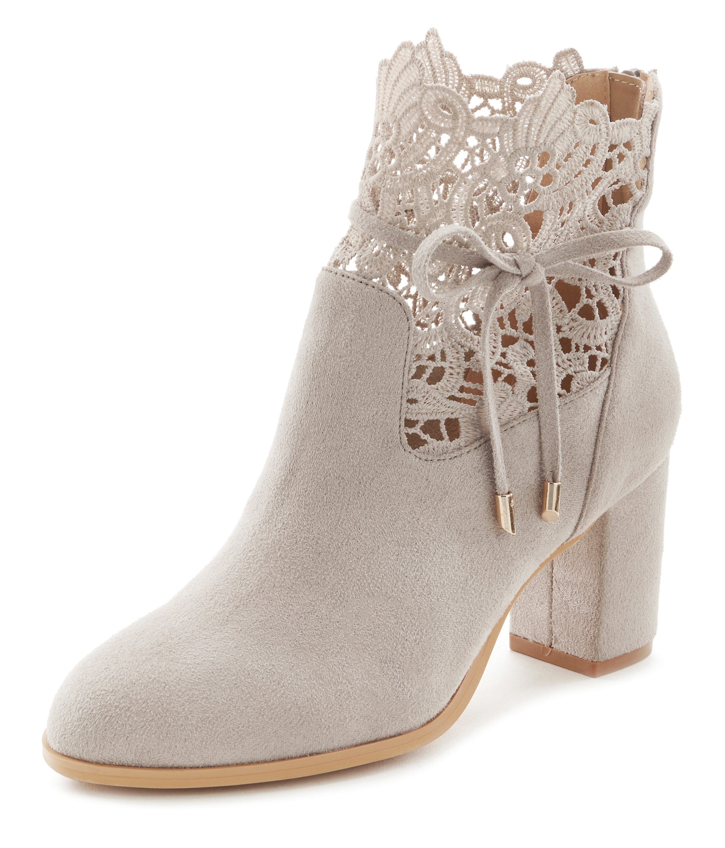 LASCANA Sommerstiefelette High-Heel-Stiefelette mit modischer Spitze und bequemen Blockabsatz, Ankle Boot, Stiefel