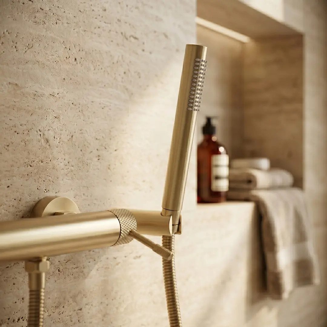 wohnwerk.idee Duscharmatur Dusche mit Handbrause Wandarmatur Dusch-Set, Gold Chrom Kupfer Matt Mischbatterie Badewanne, Messing, Keramikkartusche – Bild 2 von 5