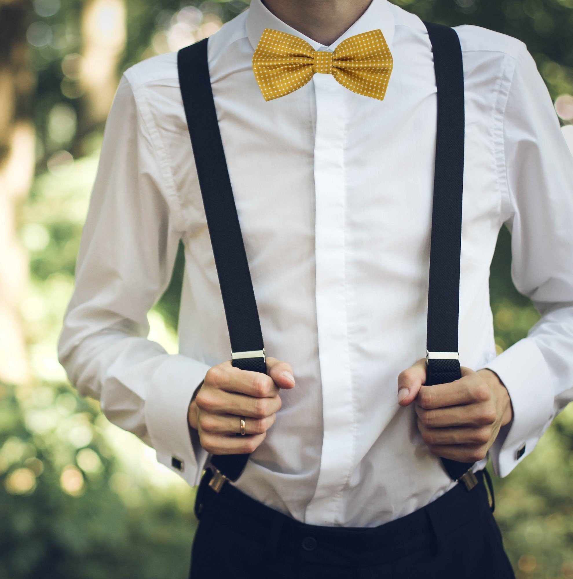 Ella Jonte Fliege gepunktet – Vorgebunden & Verstellbar inkl. Geschenkbox