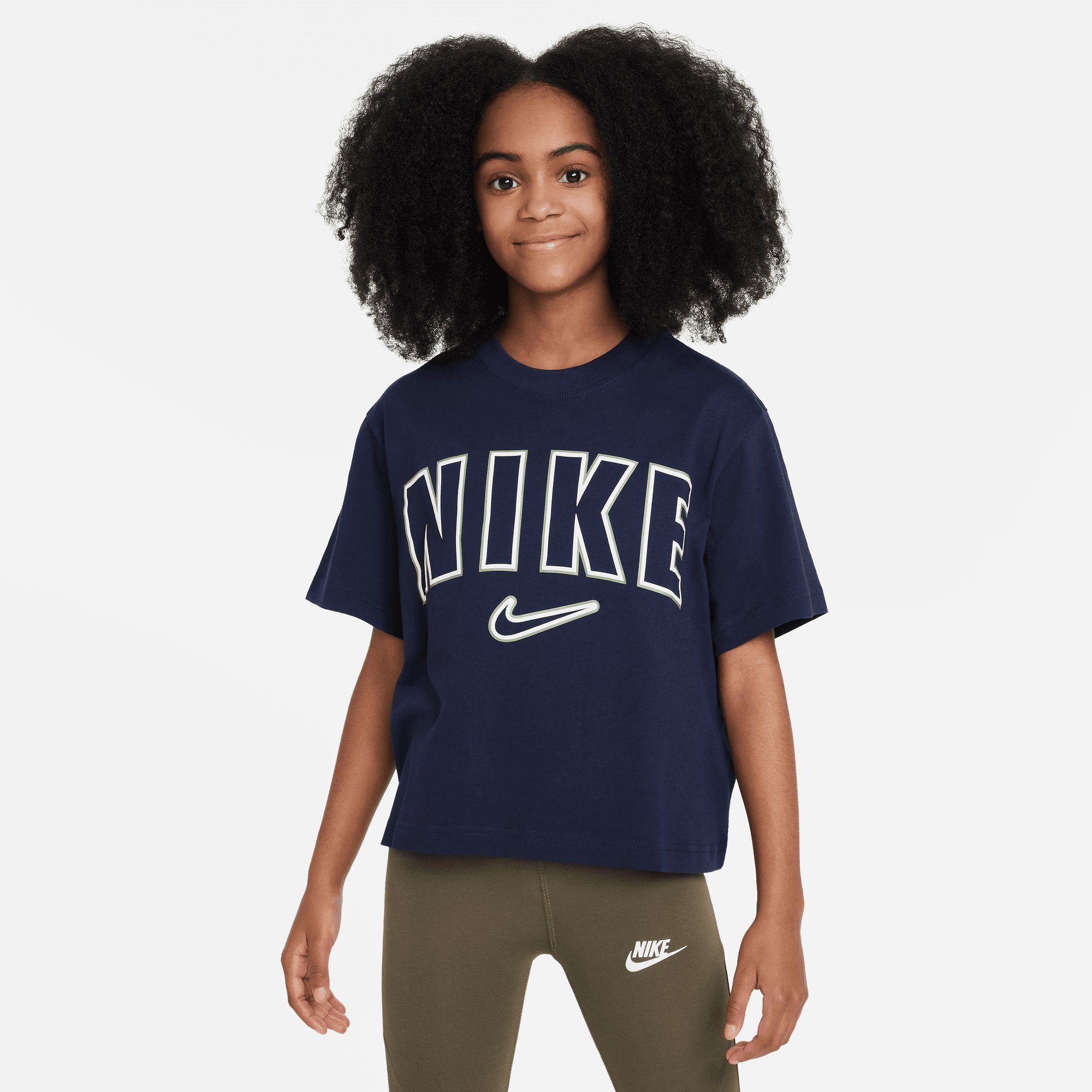 Nike Sportswear T-Shirt G NSW TEE Short Sleeve BOXY PRNT - für Kinder OBSIDIAN | Sport-T-Shirts